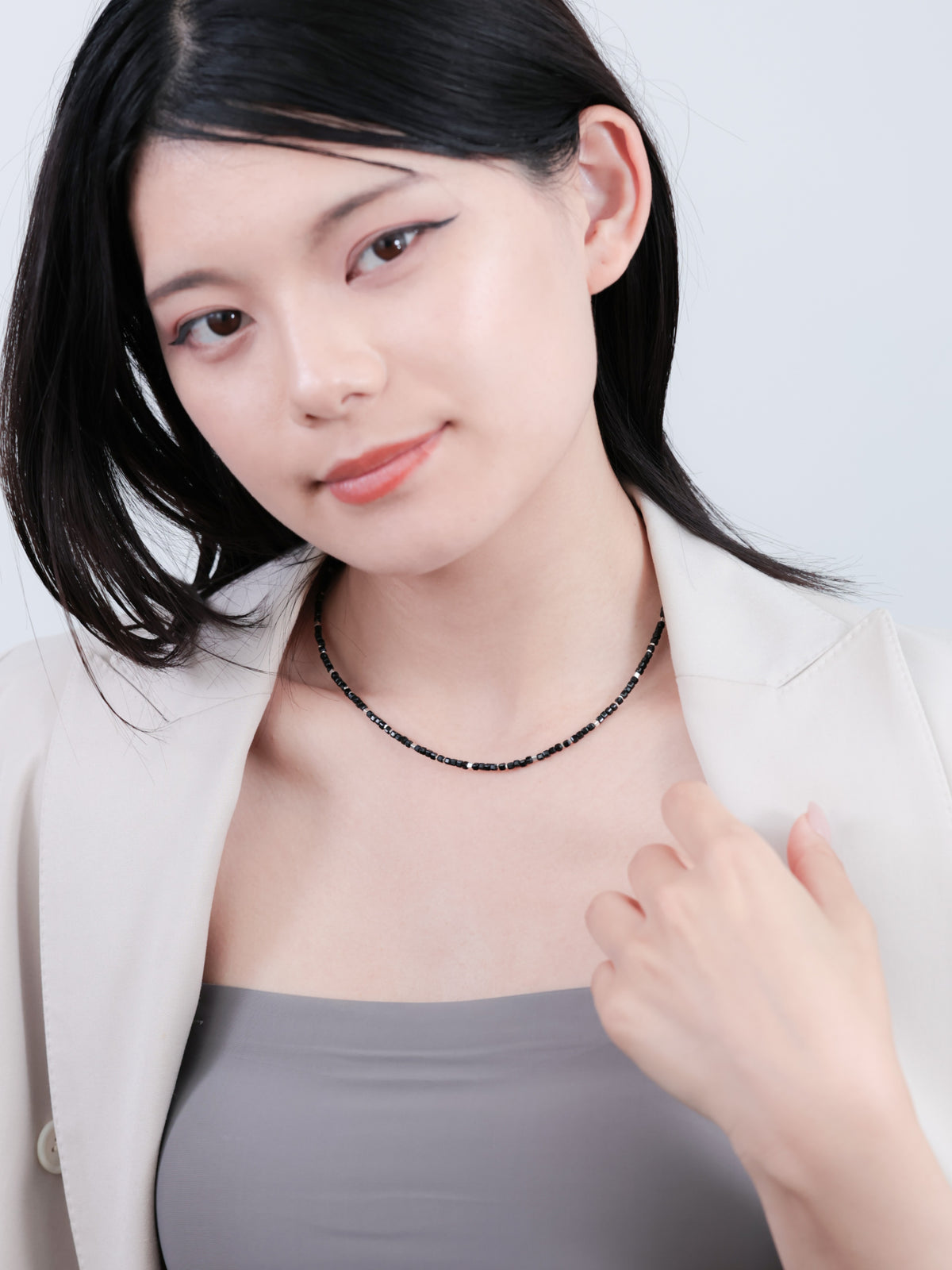 ブラックアゲート ネックレス〈漆黒の強さ〉SV925 モノトーン / クールな黒と銀のコントラスト|神戸アトリエ LUCINE
