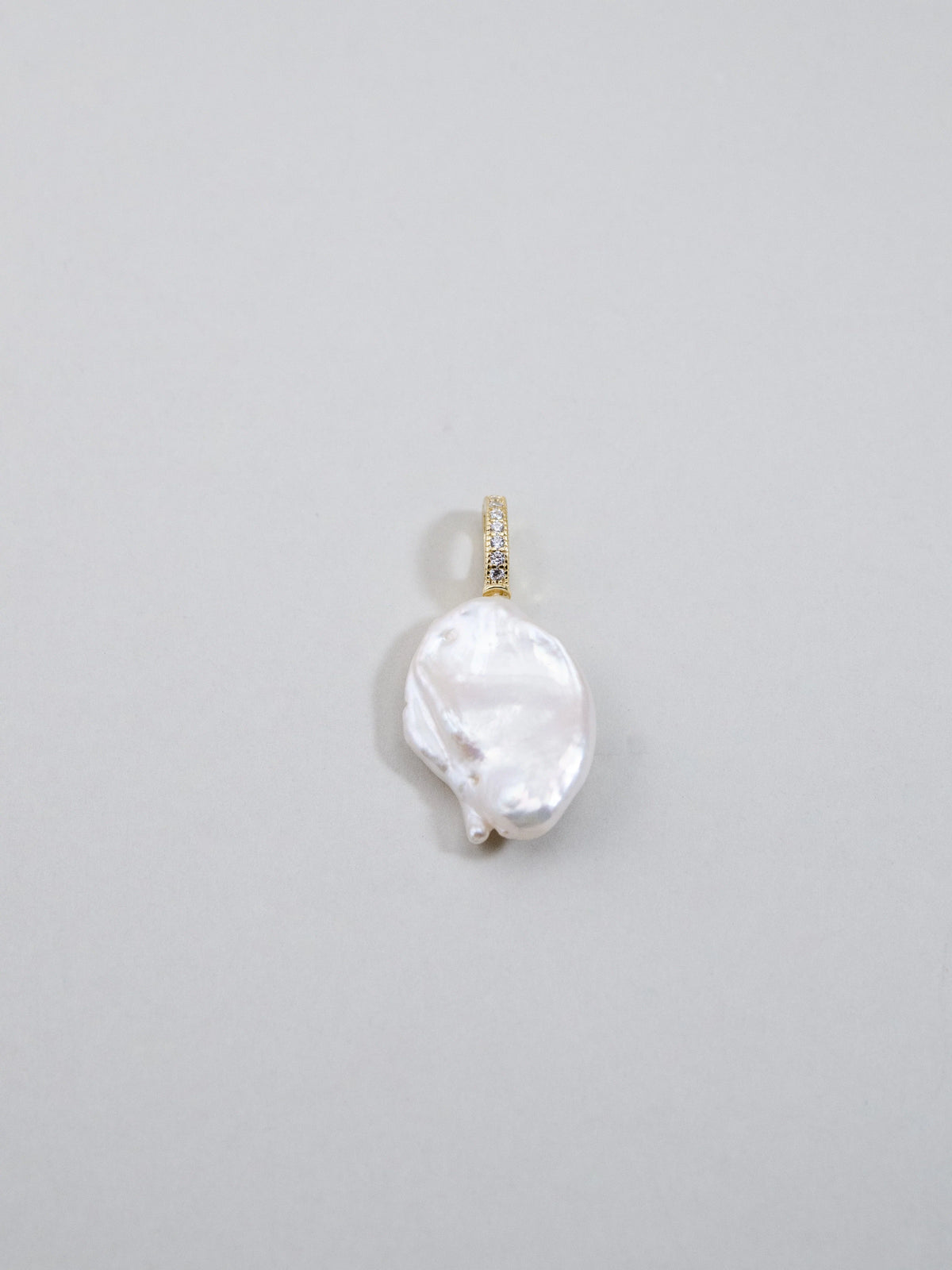 淡水バロックパール ペンダントトップ/チャーム - 【輝くパヴェ金具】ストーン付き開閉バチカン / SV925(K14GP)