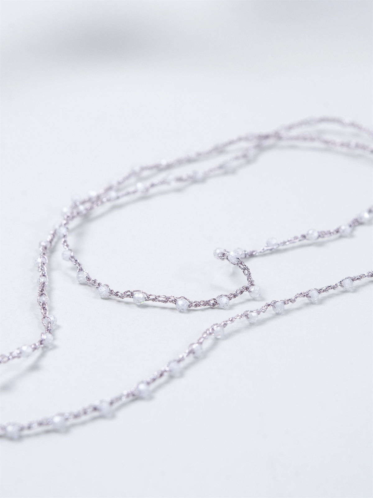 ホワイトジルコン ラリエット ネックレス〈雪解けの雫〉銀糸のタティングレース 手編み / 63cm|神戸アトリエ LUCINE