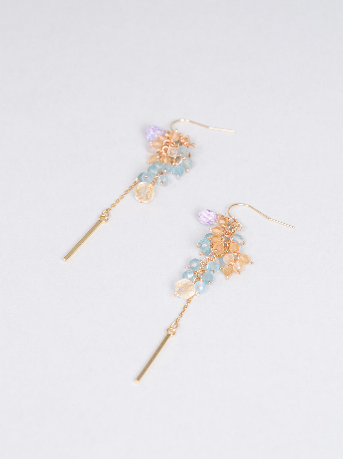 アパタイト & シトリン & アメジスト ピアス〈花びらが、耳もとで揺れる。〉14KGF/SV925/ステンレス ロングピアス / 11月・2月誕生石 ユニセックス|神戸アトリエ LUCINE