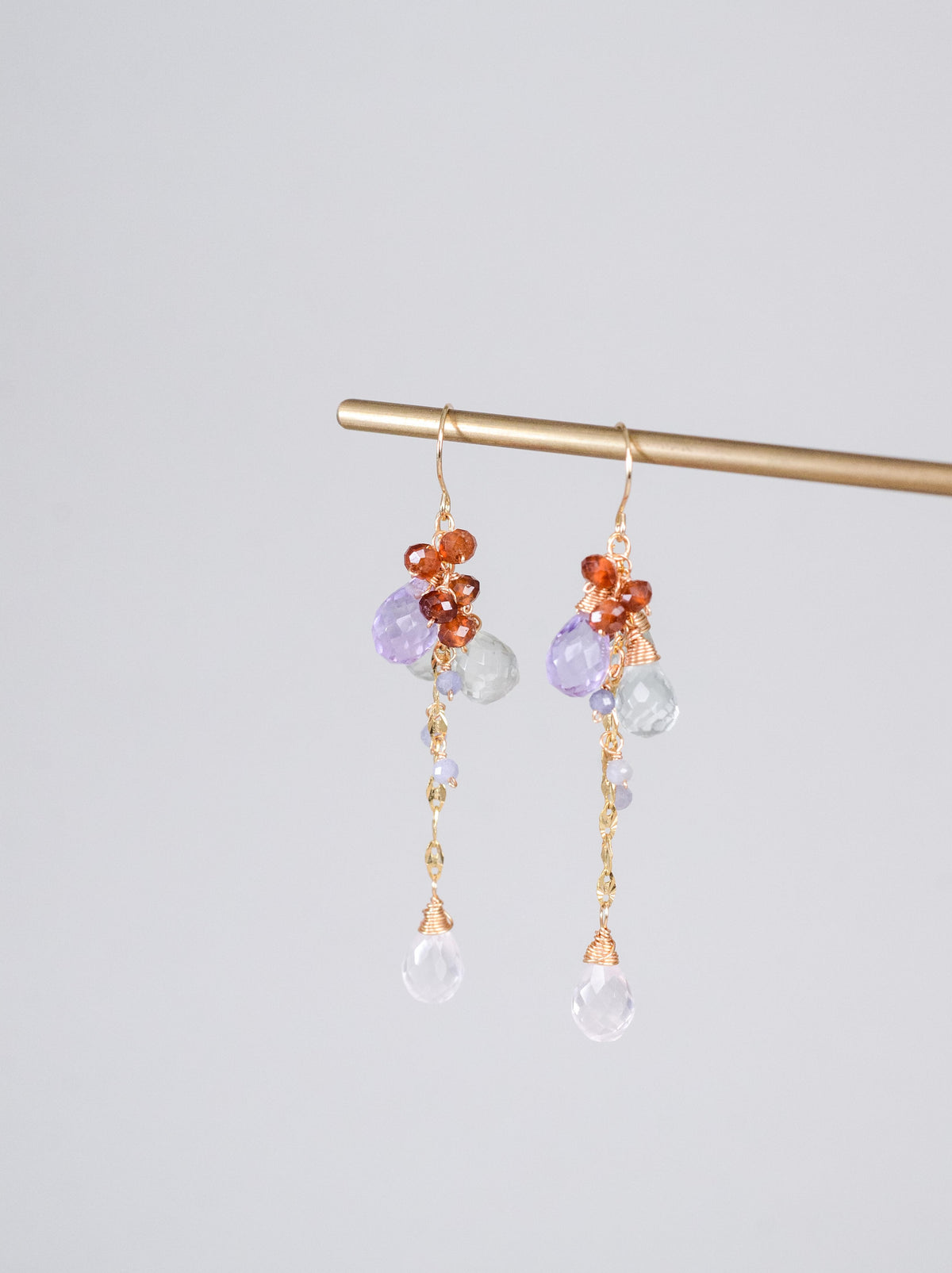フォンタストーン & クォーツ ピアス〈夕あかりを、ひとしずく。〉14KGF/SV925/ステンレス ロングピアス / 4月誕生石 ユニセックス|神戸アトリエ LUCINE