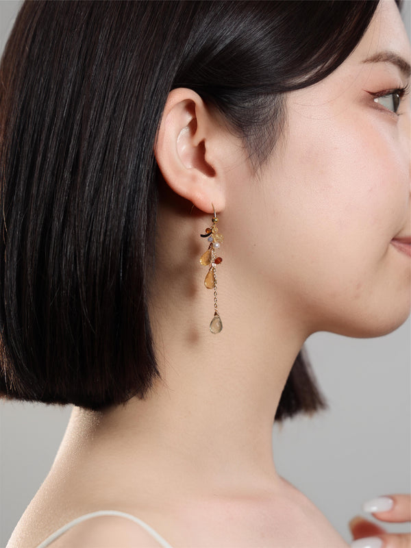 シトリン & グリーンクォーツ フープピアス〈みっつの、しずく〉14KGF 左右非対称 天然石ドロップ / 11月誕生石|神戸アトリエ LUCINE