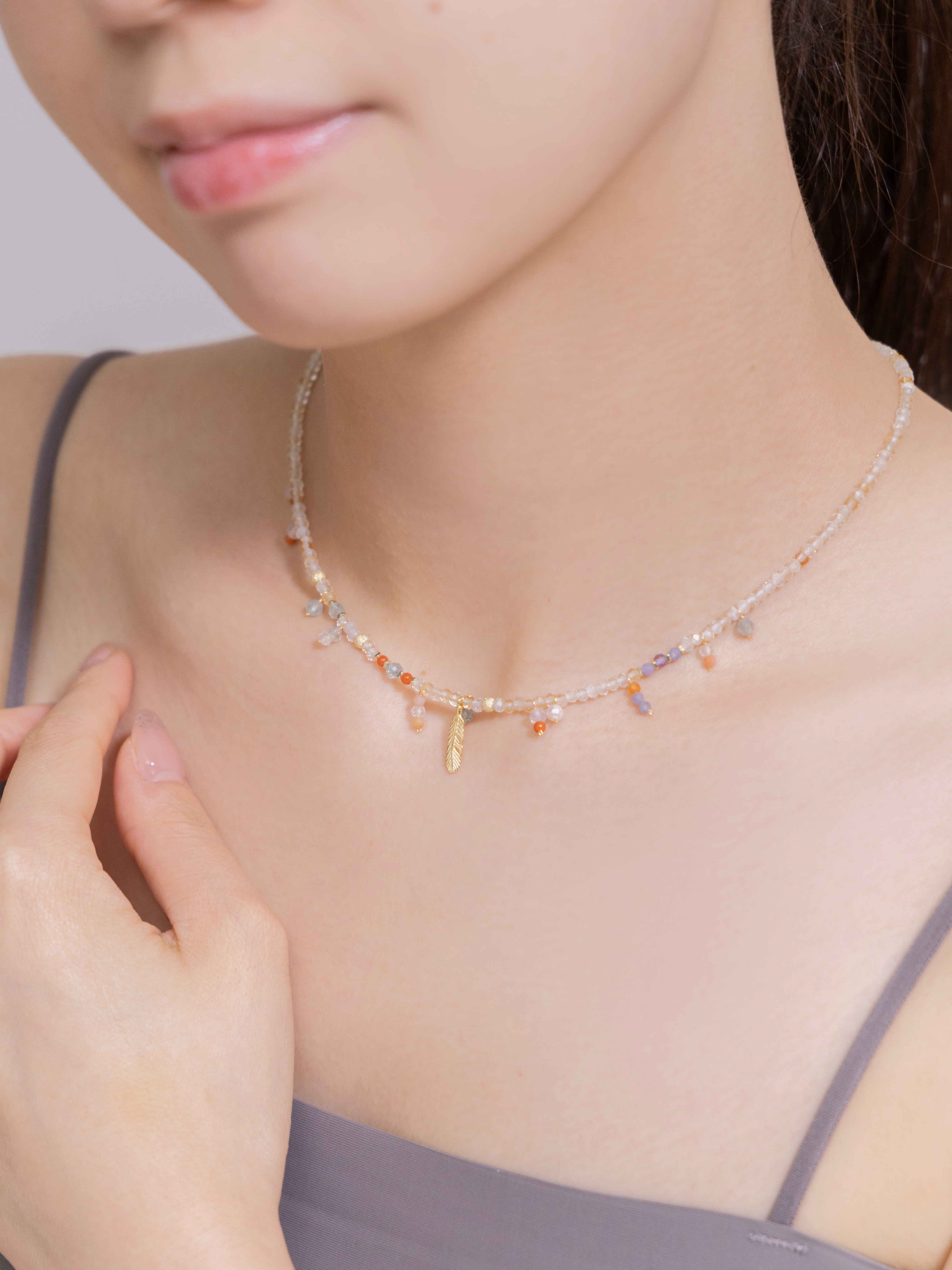 シトリン ネックレス 太陽の雫 着用画像 希望を照らす黄金の輝き