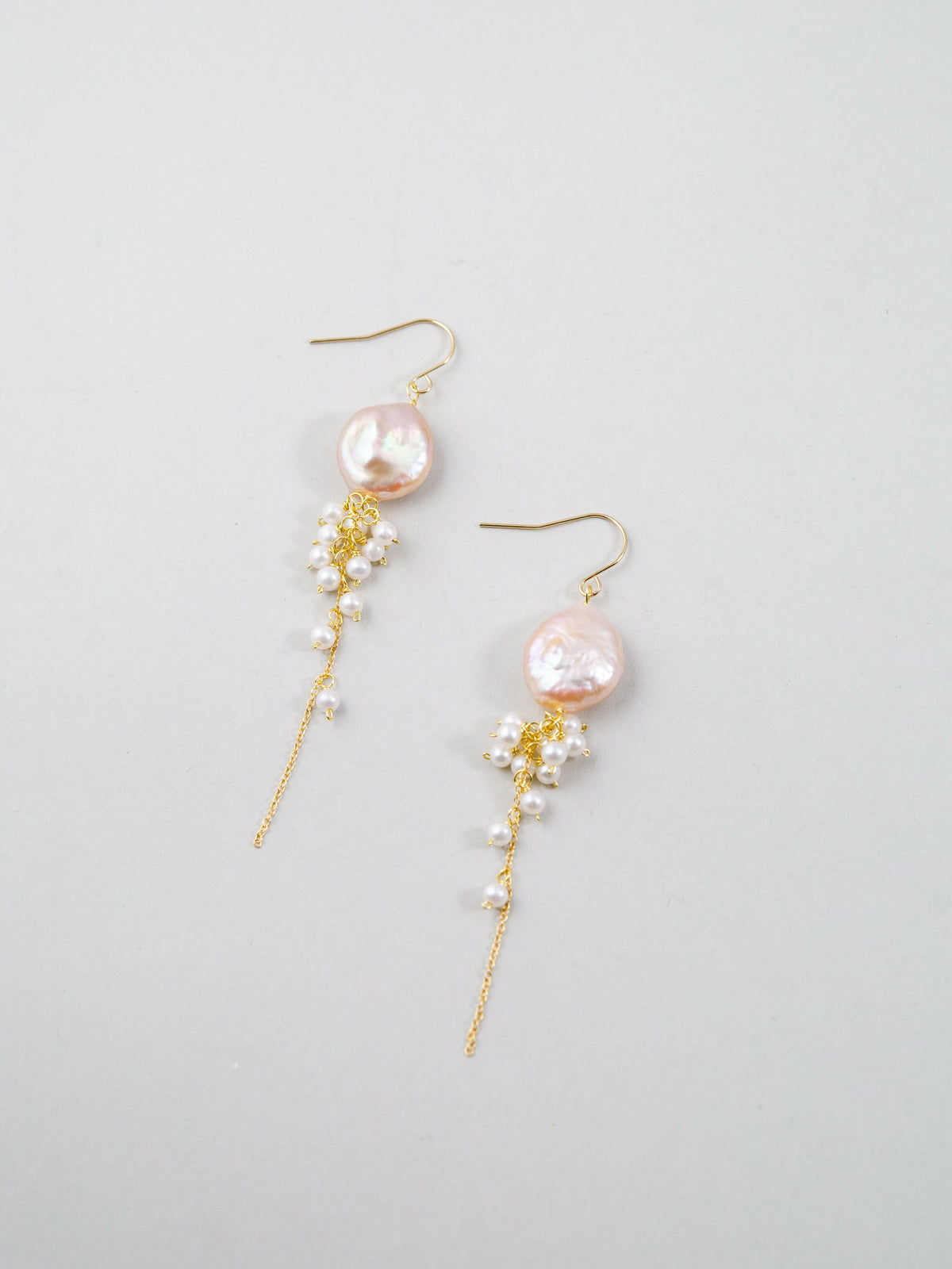 メタリックピンク 真珠 ピアス 置き画 ペア ハンドメイド