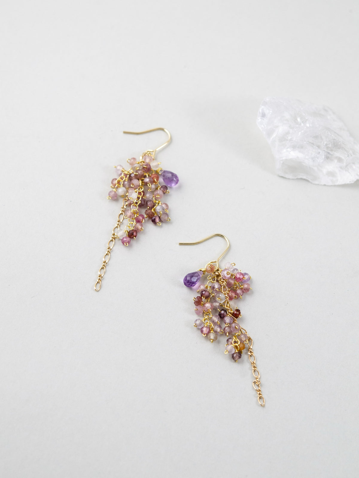 パワーストーン ピアス 置き画 水晶 クラスター 浄化 癒やし