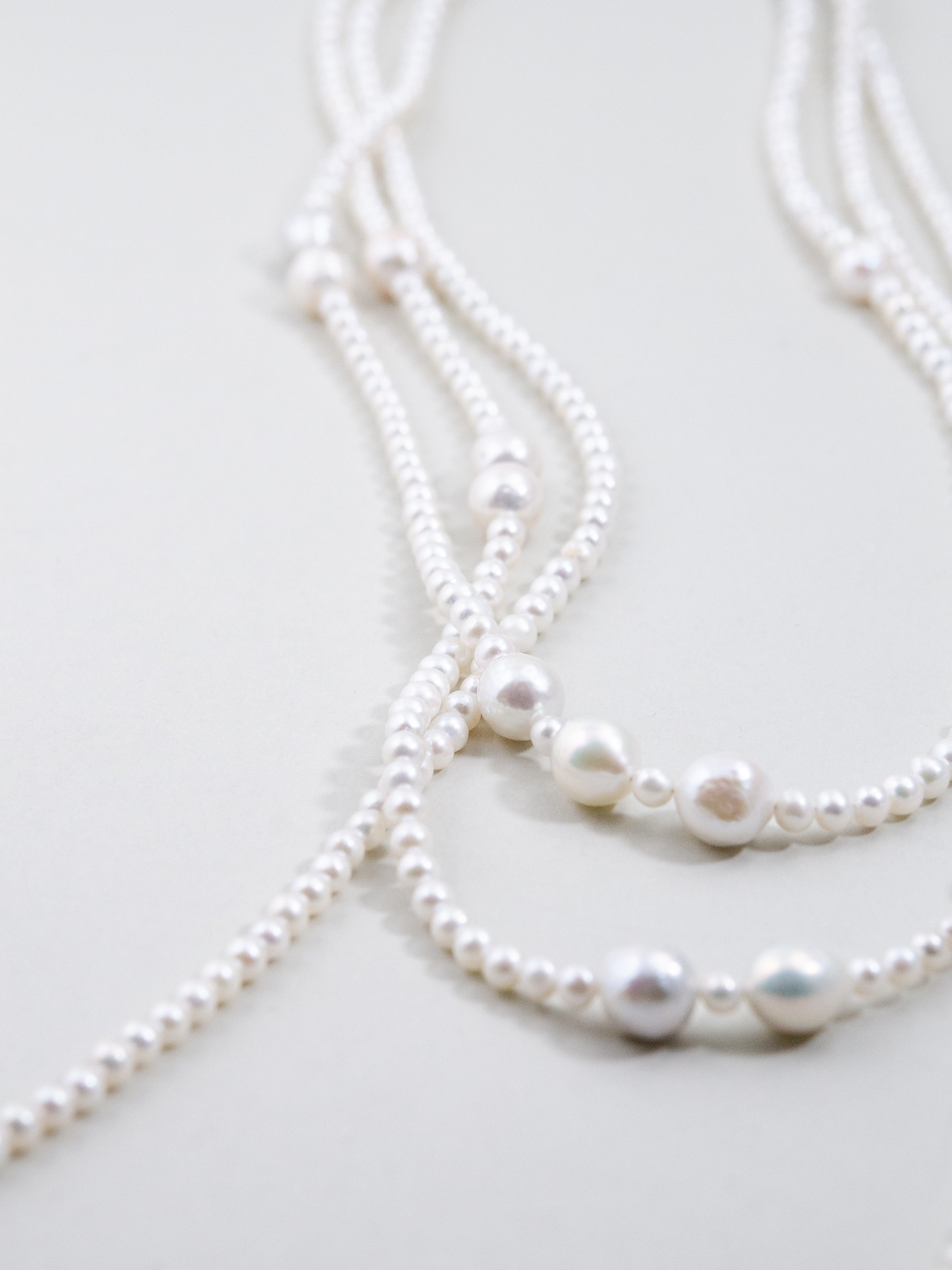 14kgf 淡水パール ロングネックレス 拡大 繊細なシードパール連