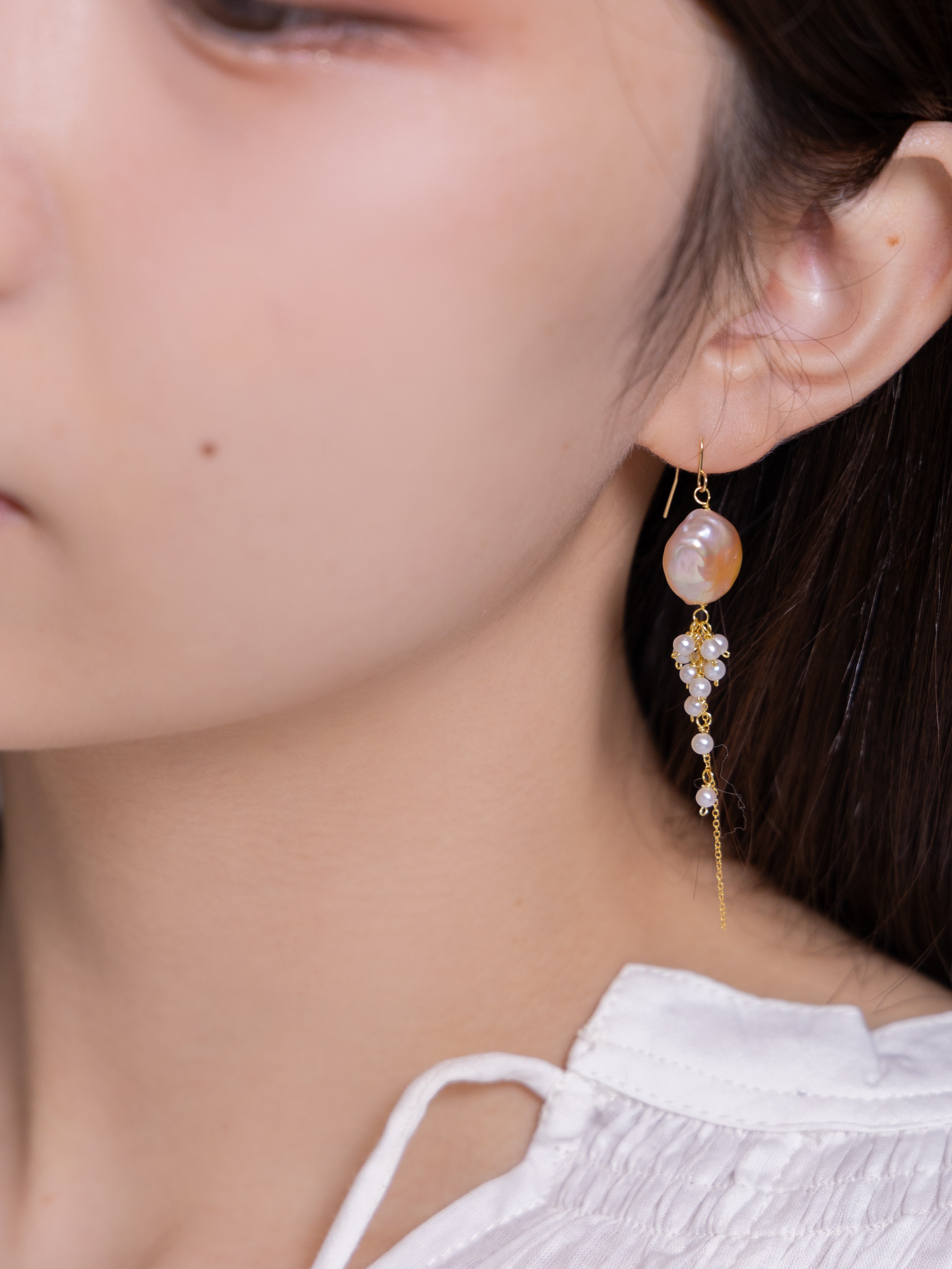 コインバロック淡水パール・ 小粒パール ロングフリンジピアス