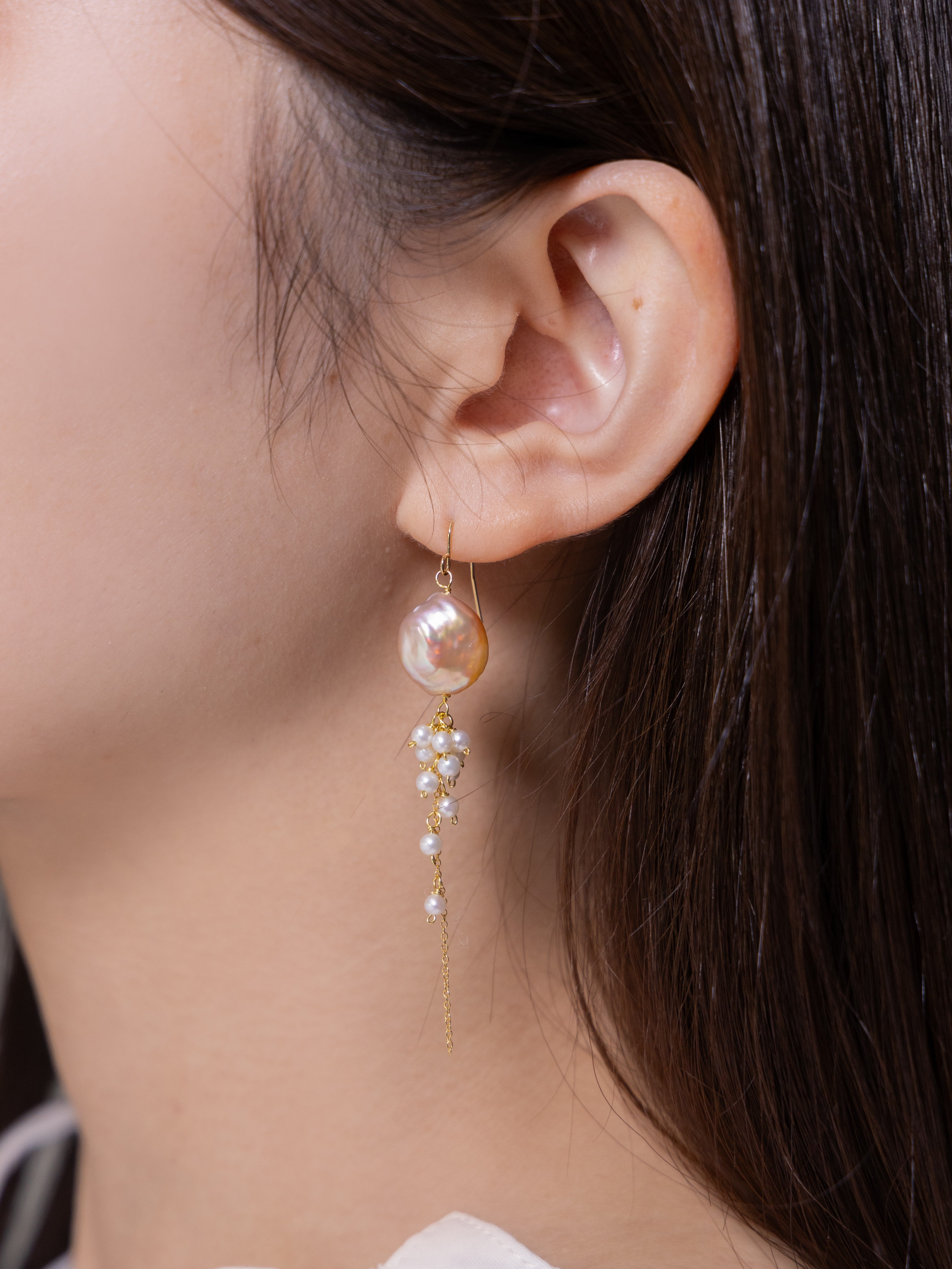 コインバロック淡水パール・ 小粒パール ロングフリンジピアス