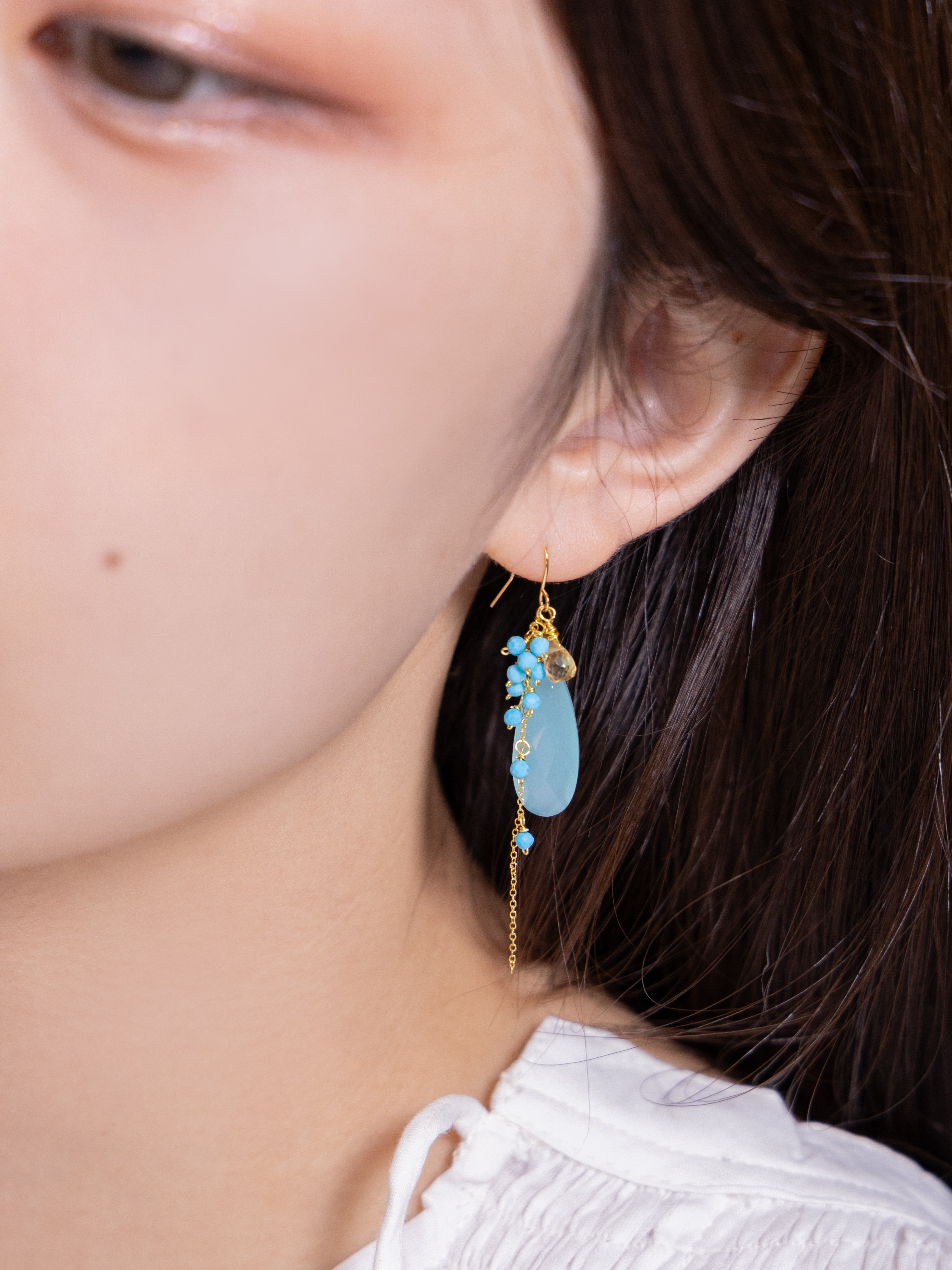 ブルーカルセドニー & ターコイズ 揺れる ピアス - 【イヤリング変更可