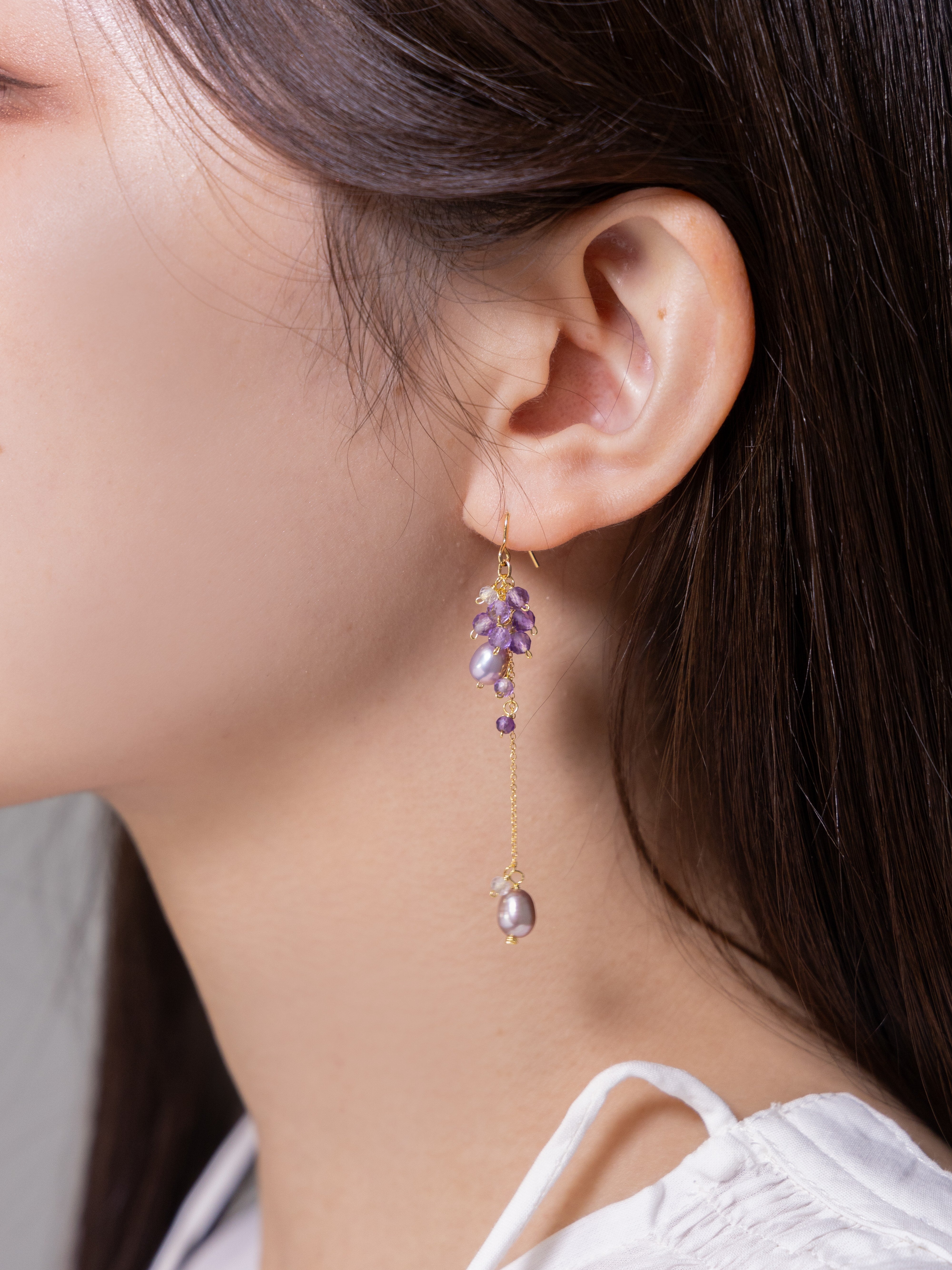 【2月誕生石】艶めくパープルパール & アメジストのロングピアス｜アレルギー対応