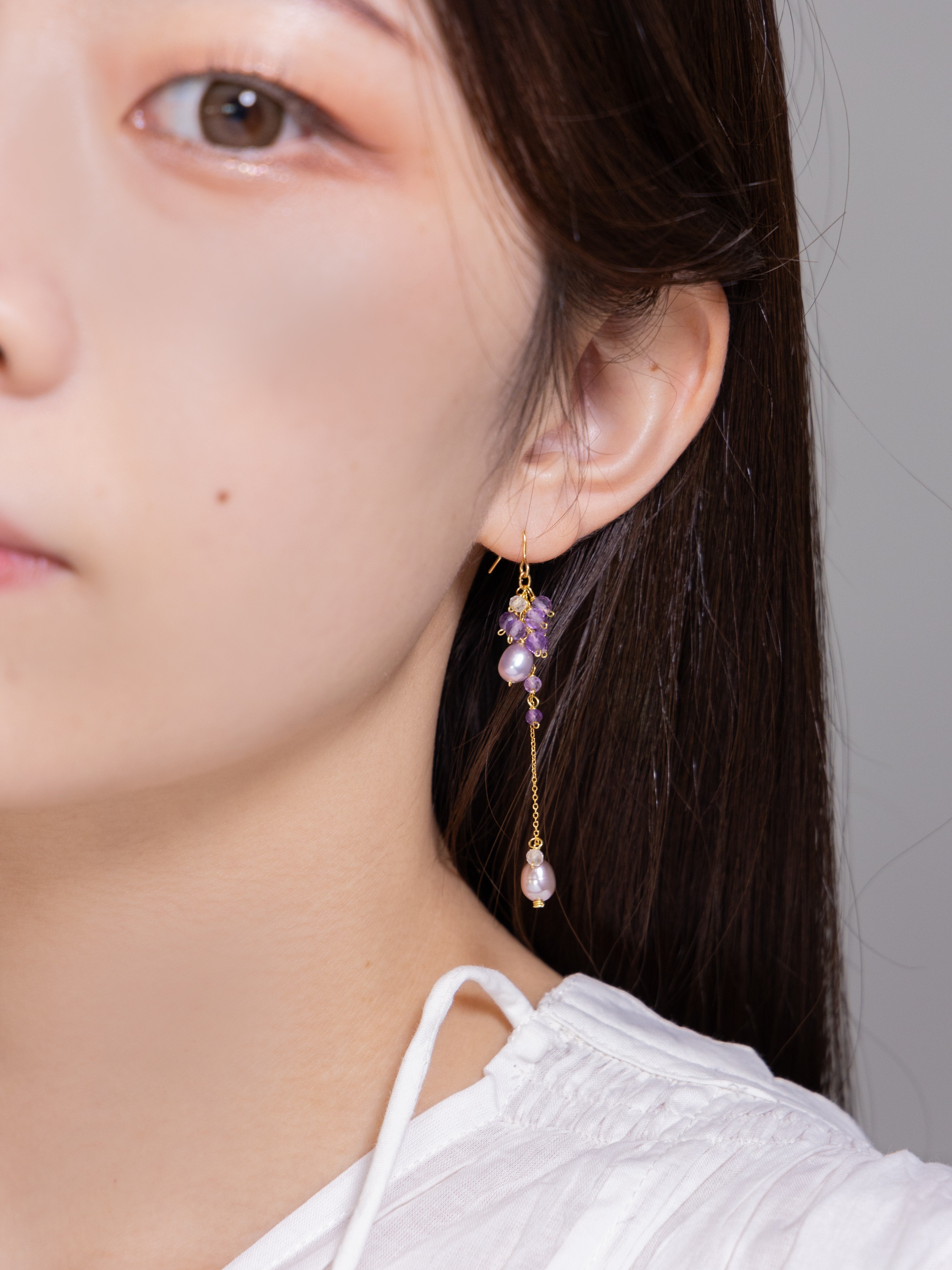 【2月誕生石】艶めくパープルパール & アメジストのロングピアス｜アレルギー対応