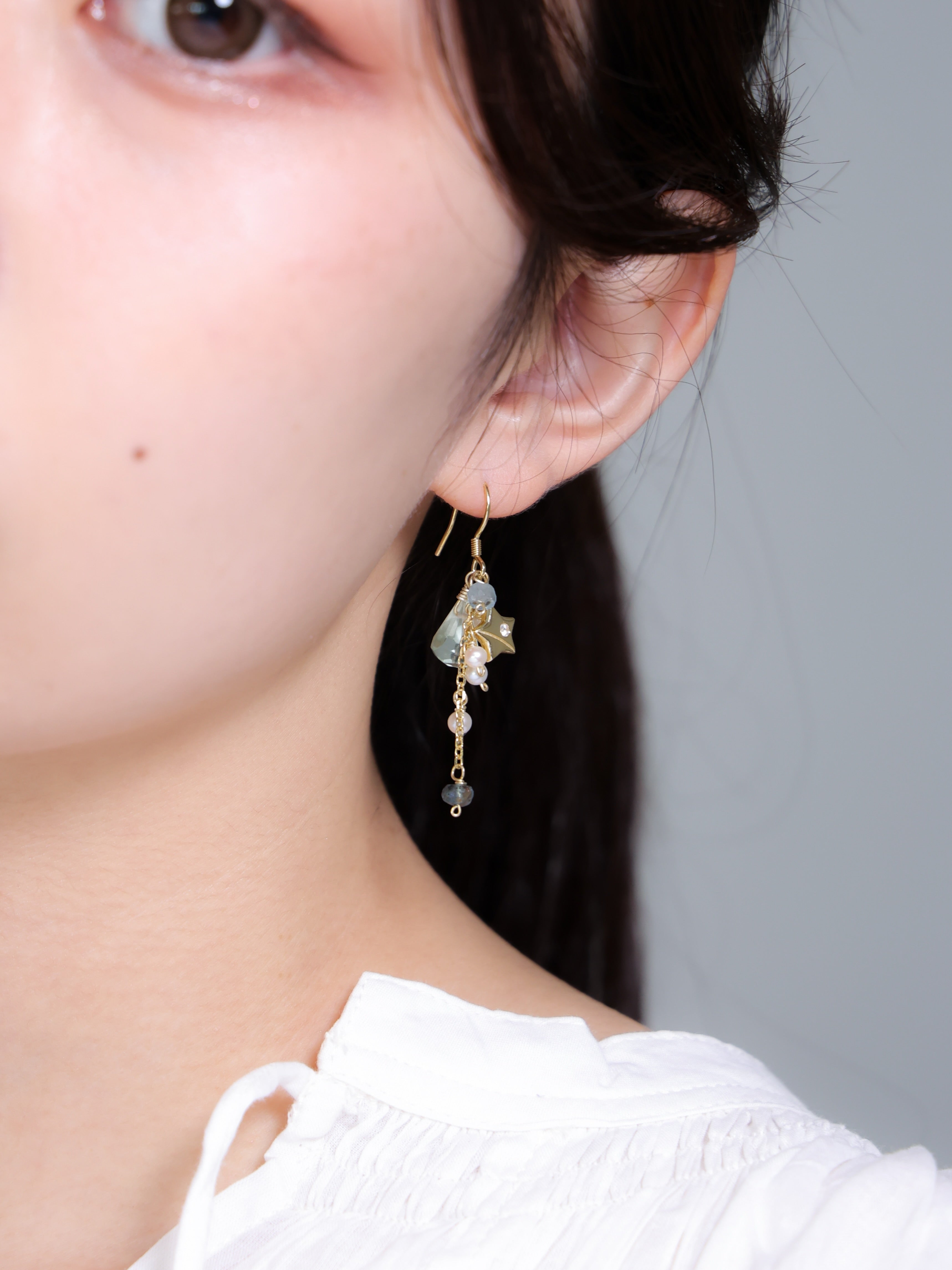 デートスタイル星と月のピアス