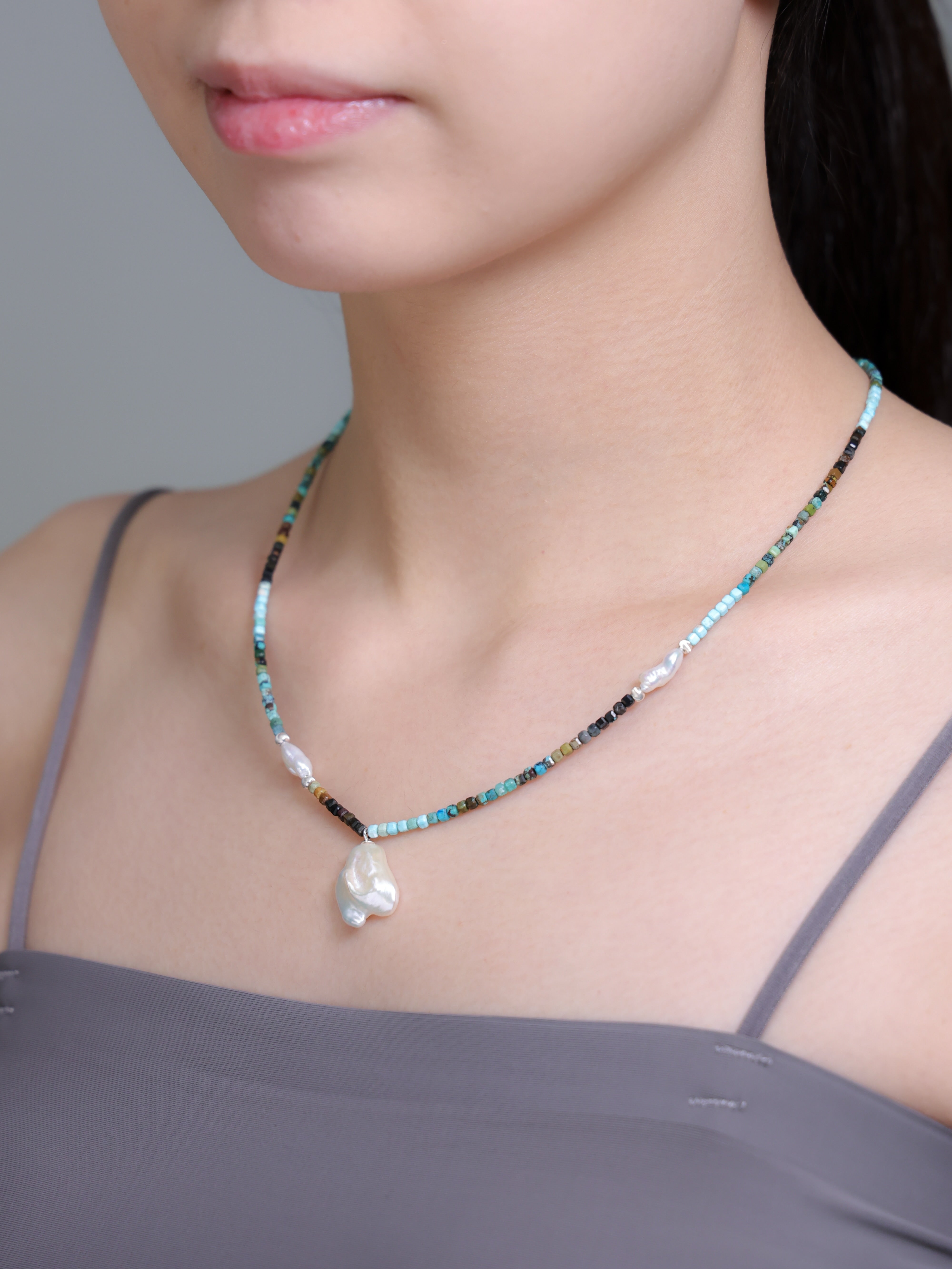 【蝶と花】ターコイズ × シェル ビーズ ネックレス｜SV925