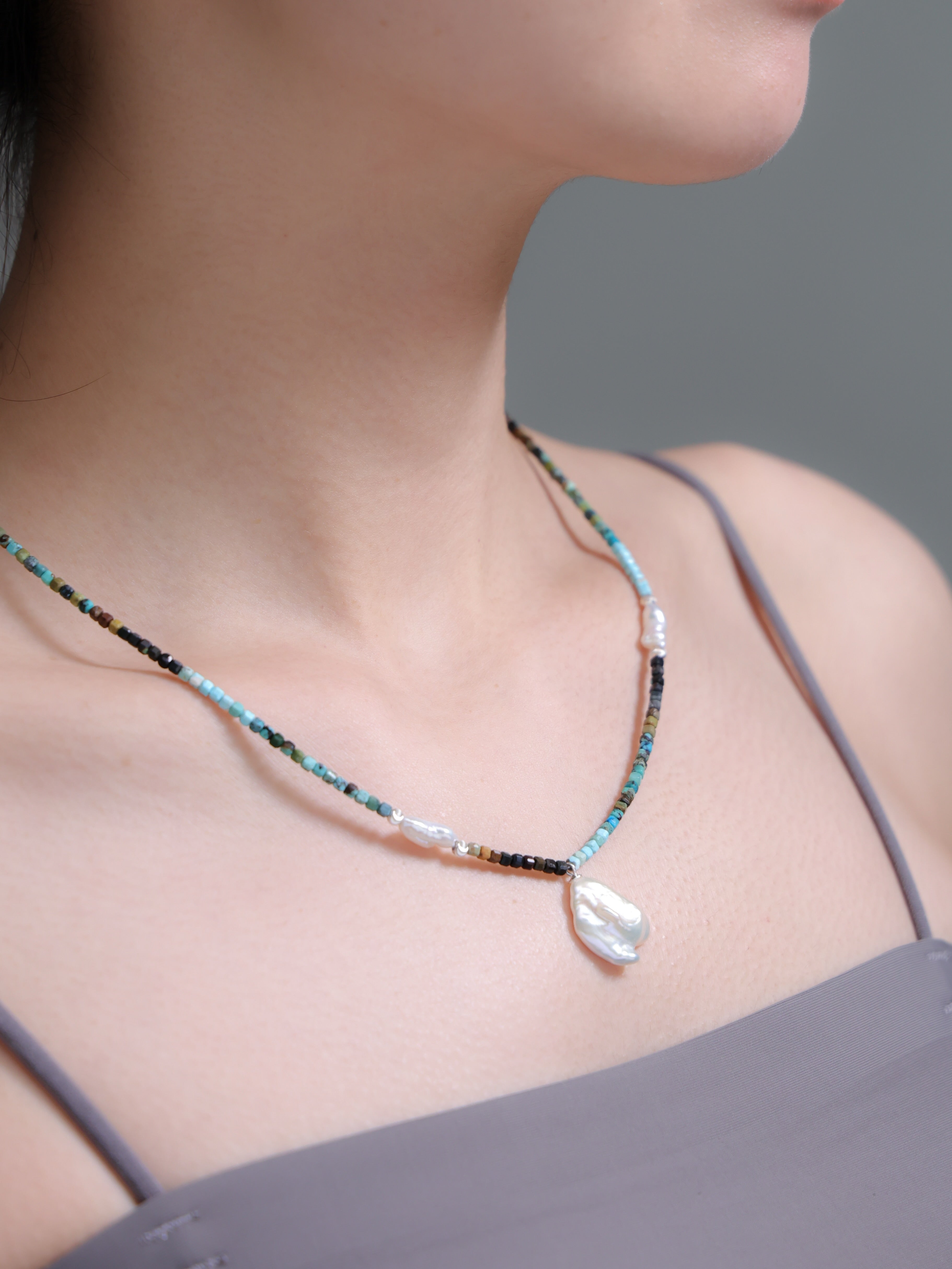 【蝶と花】ターコイズ × シェル ビーズ ネックレス｜SV925