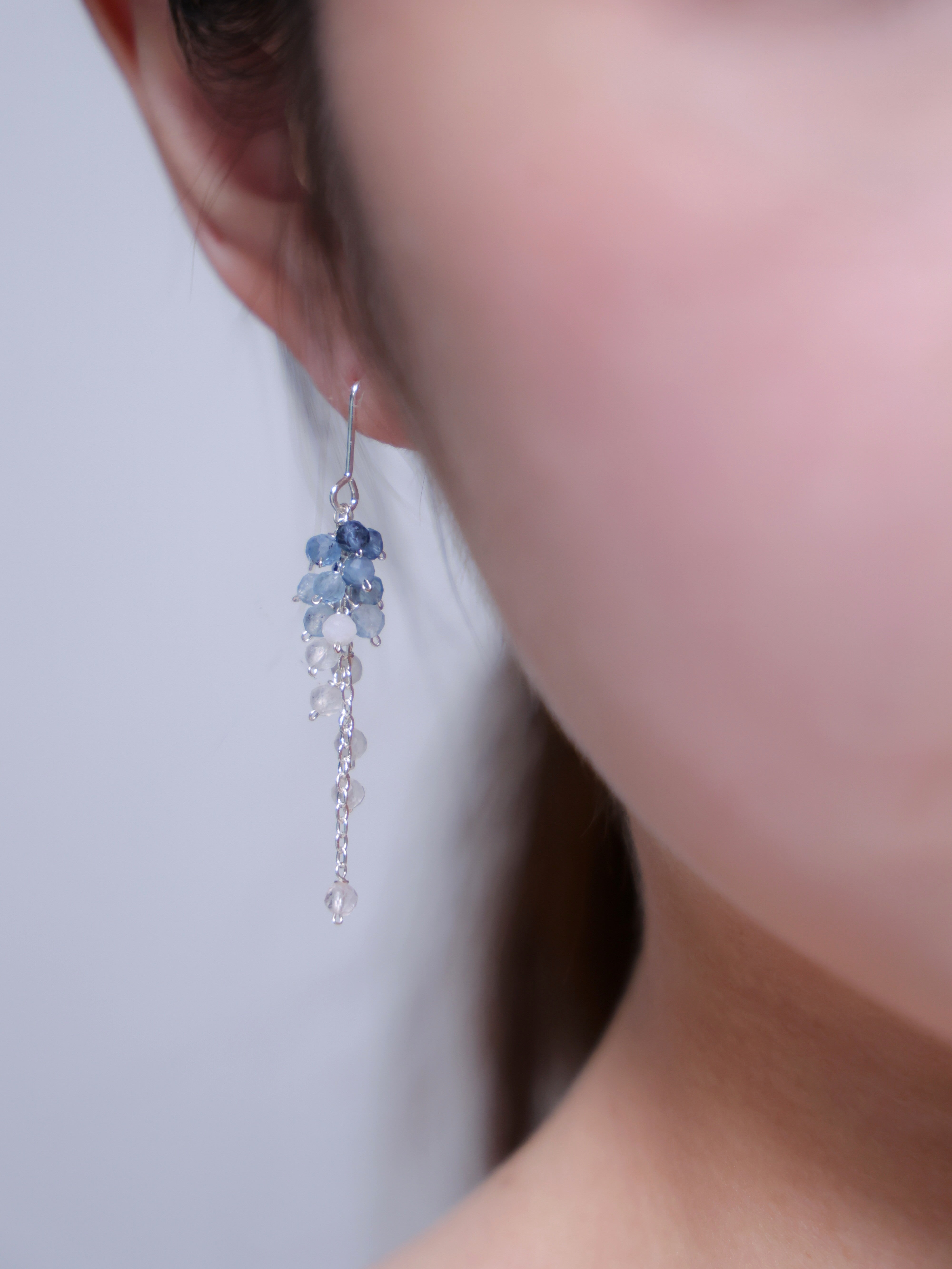 【3月誕生石】アクアマリン ロングピアス | 氷のグラデーション (14KGF/SV925)