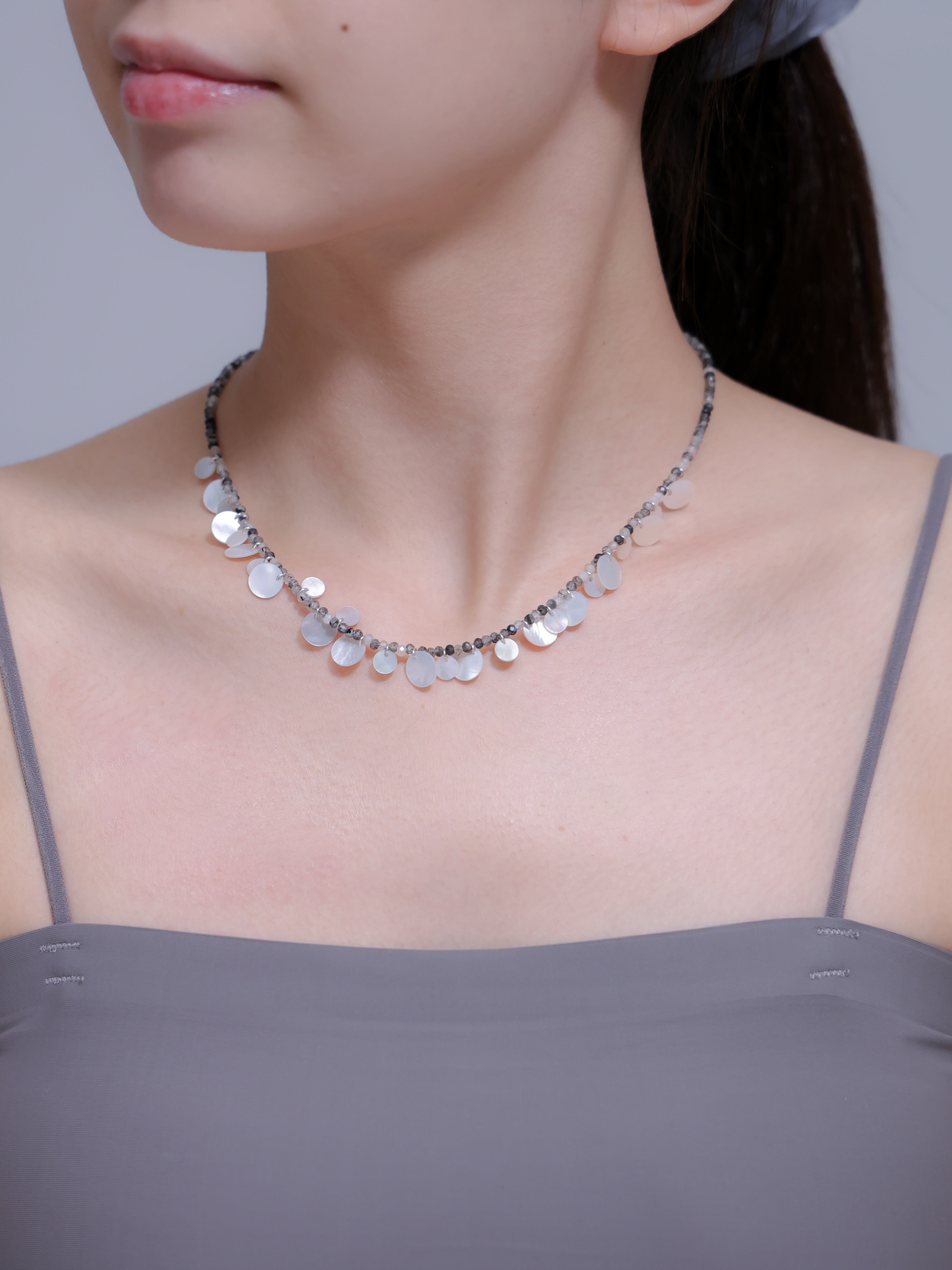 【お守り・上品】ブラックルチルクォーツ × 白蝶貝 | 海の雫 SV925