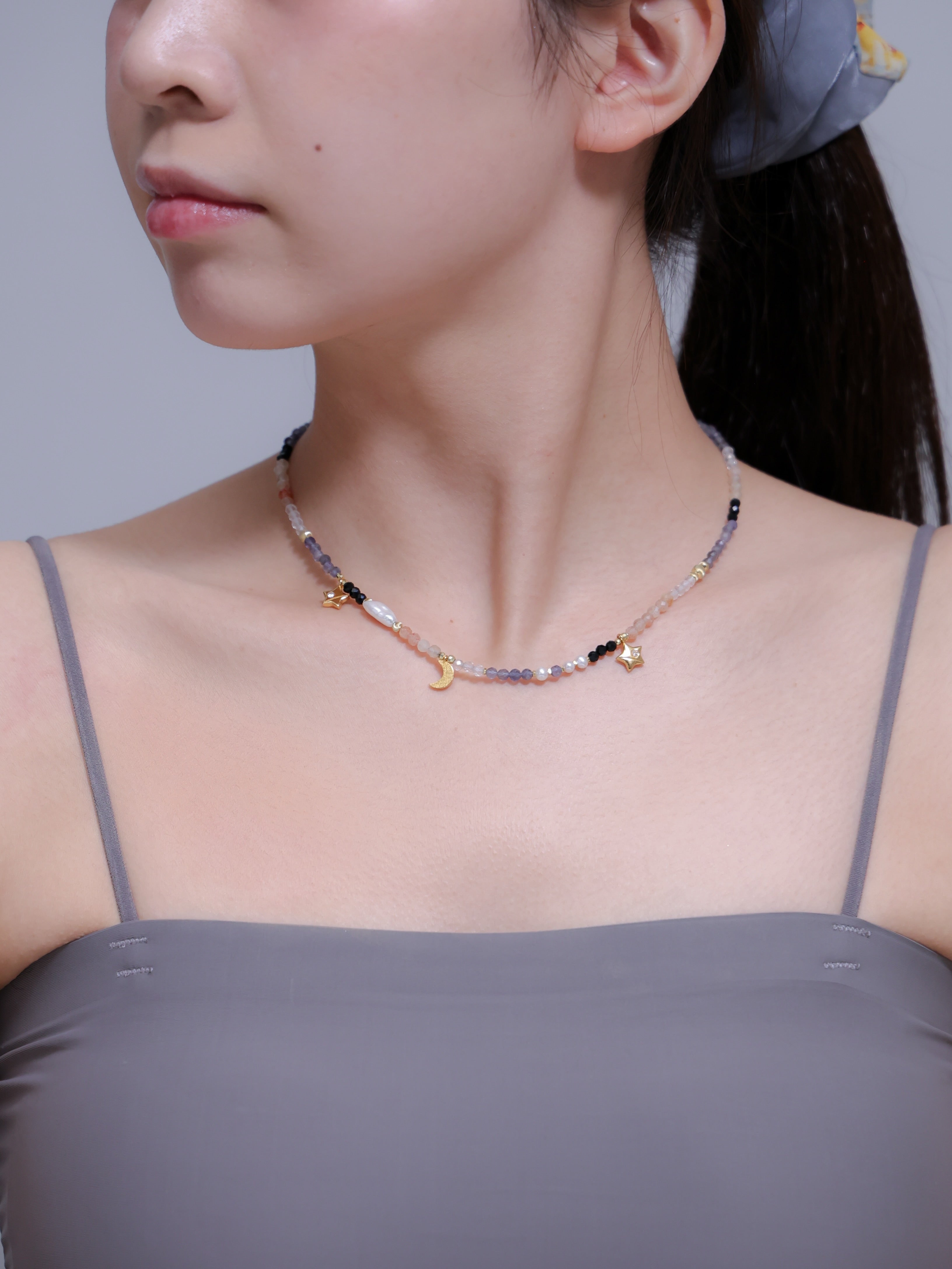 【9月 誕生石・お守り】アイオライト レッドジャスパー | 星と月 華奢 K14Gメッキ