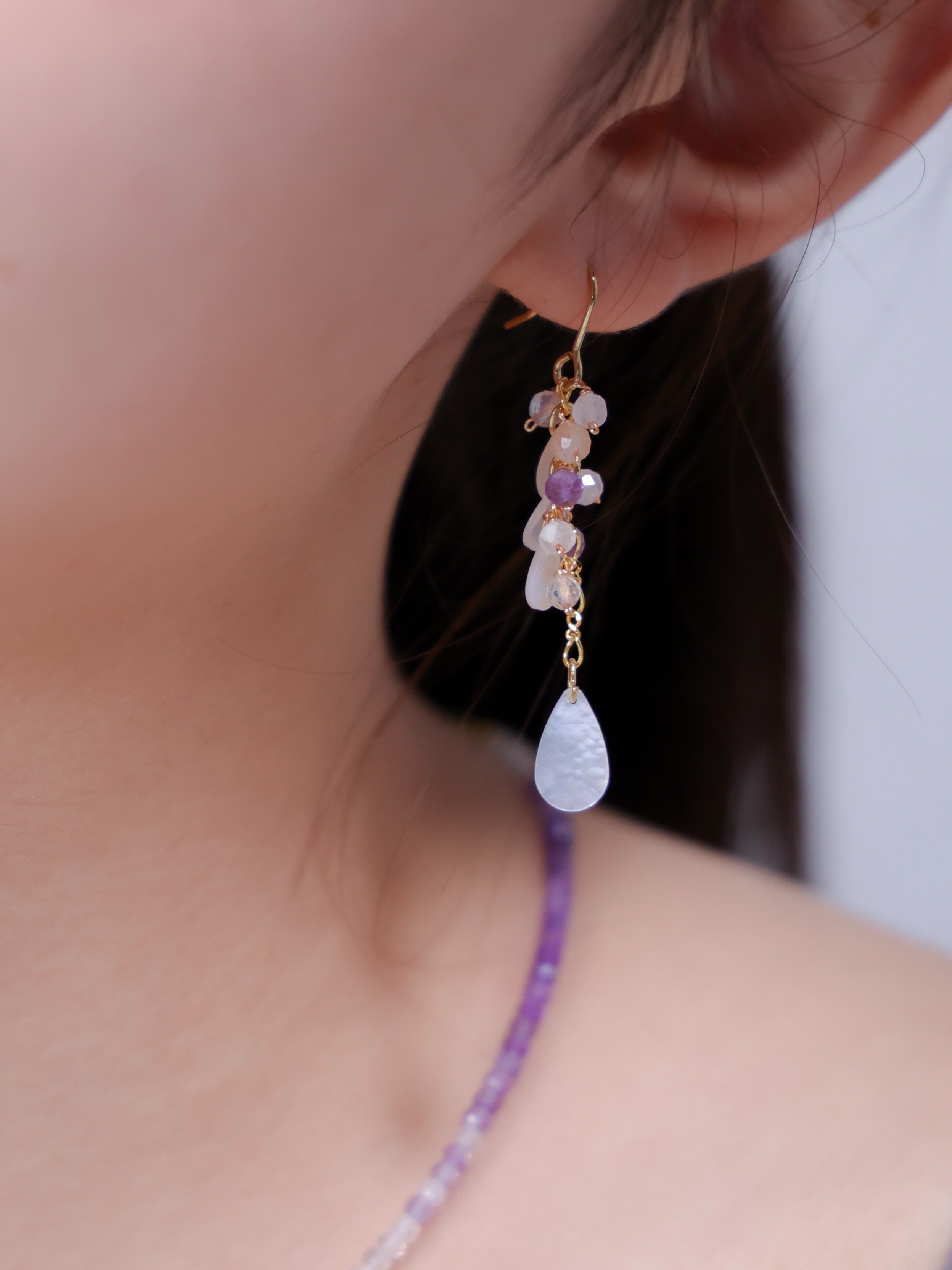 【美配色】フローライト & シトリン ロングピアス | 癒やしのパステルカラー (14KGF/316L)