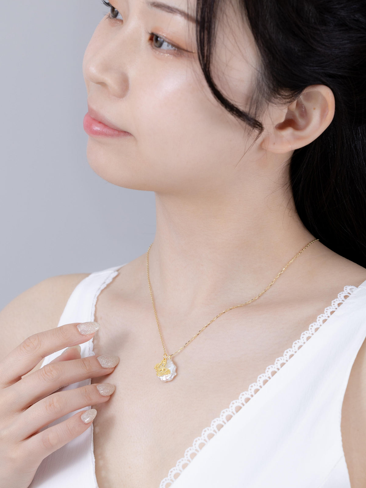 バロックパール & 蝶モチーフ ネックレス〈金の蝶〉可憐なパピヨン SV925 K14GP / 6月誕生石｜神戸アトリエ LUCINE
