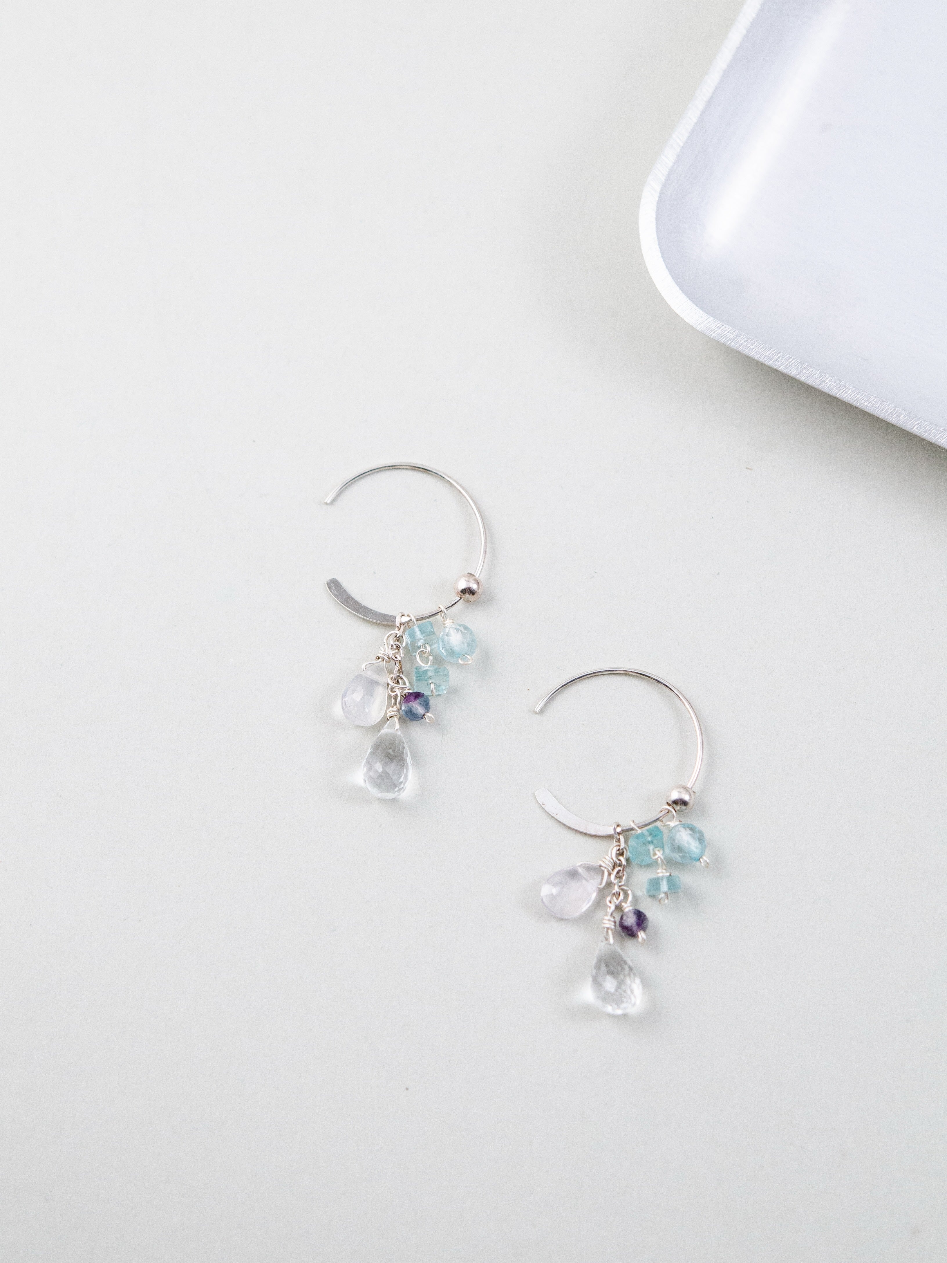 爽やかカラーが映えるピアス ユニークかわいい