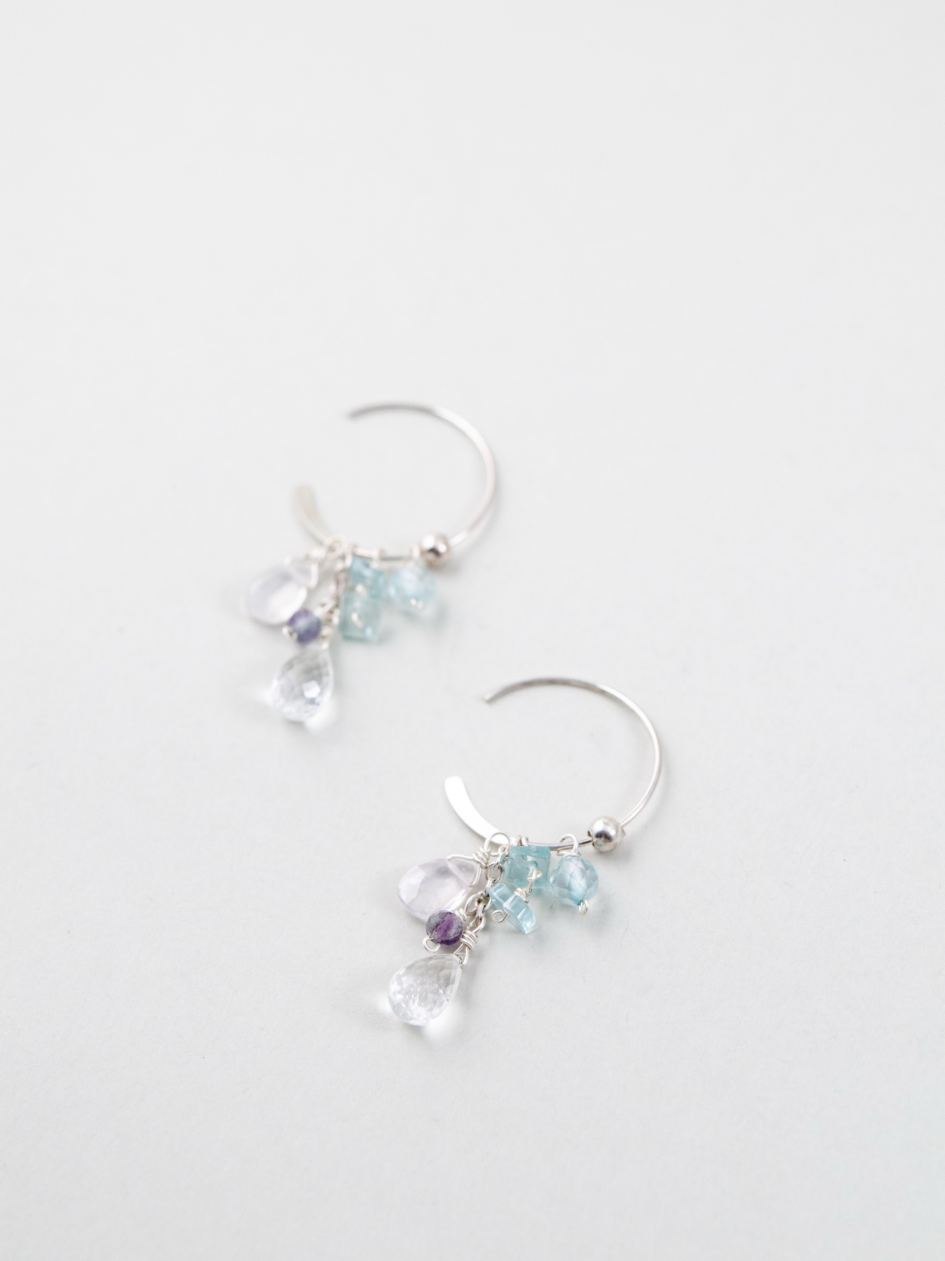 爽やかカラーが映えるピアス ユニークかわいい