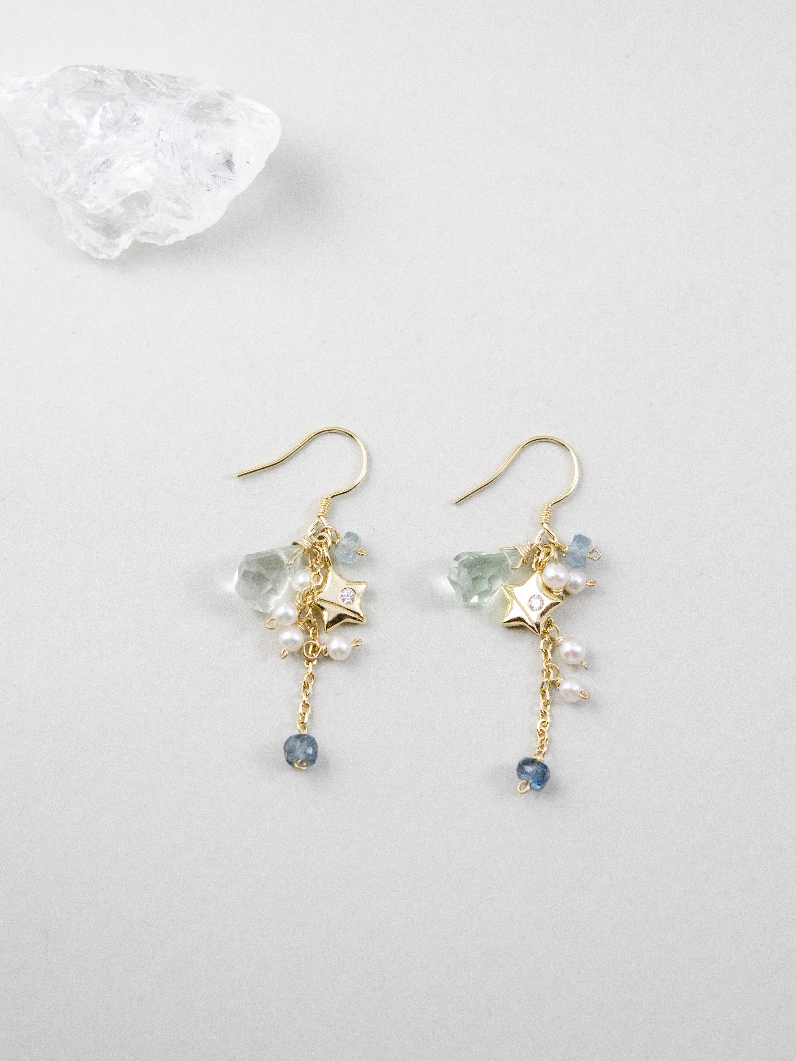 デートスタイル星と月のピアス