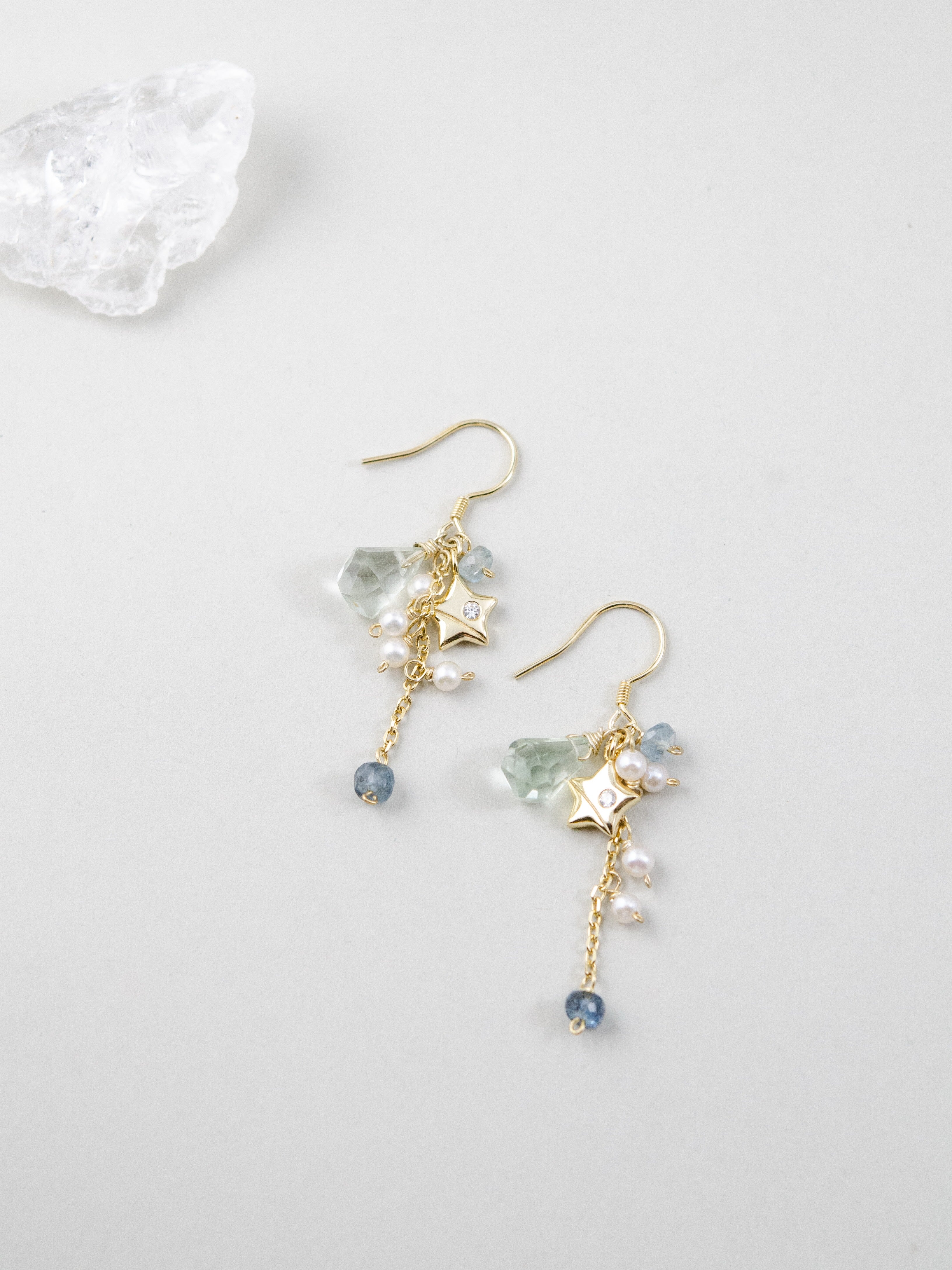 デートスタイル星と月のピアス