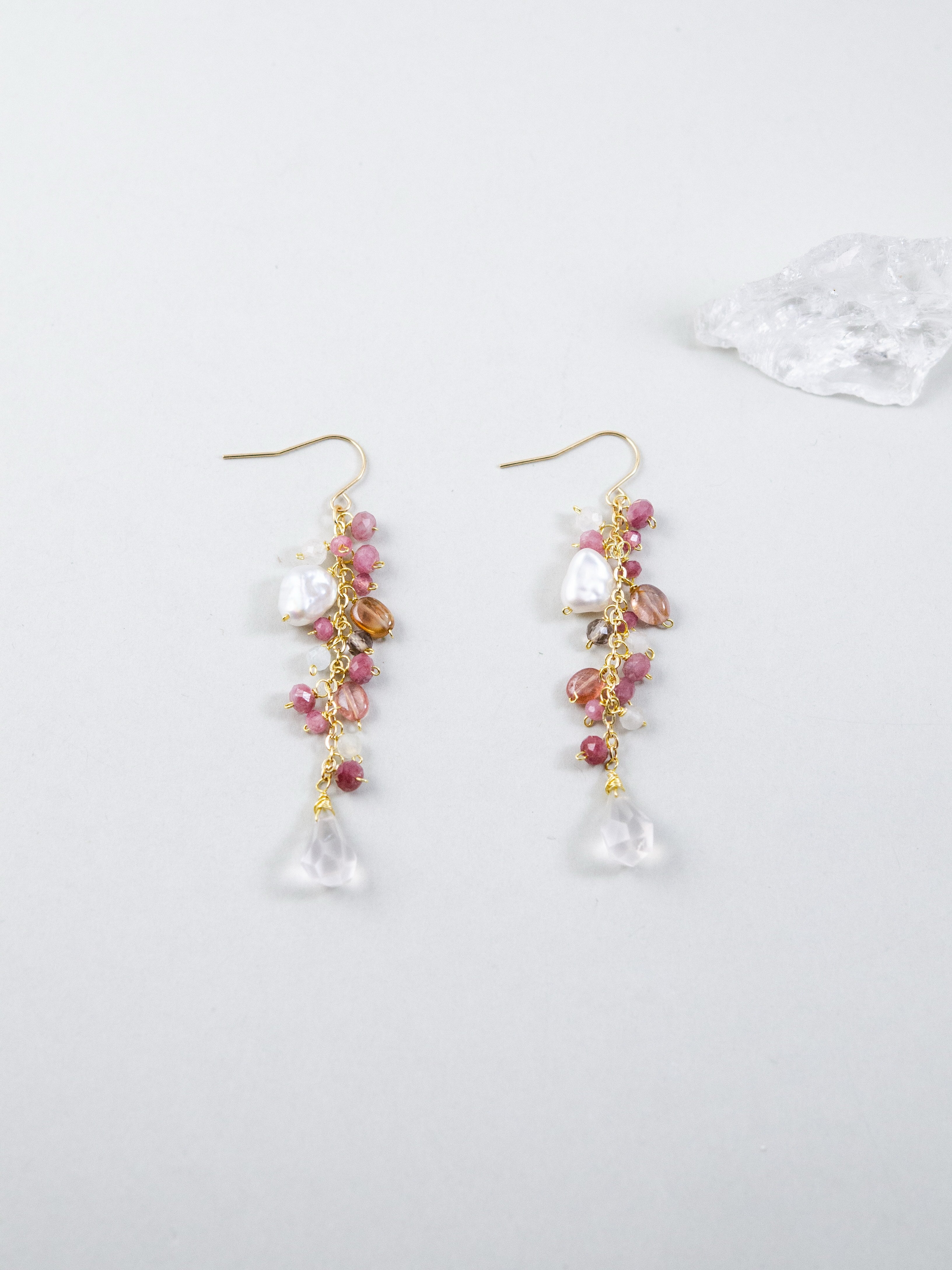 【10月誕生石】ピンクトルマリン & ローズクォーツ ピアス | 桜色の輝き (14KGF/316L)