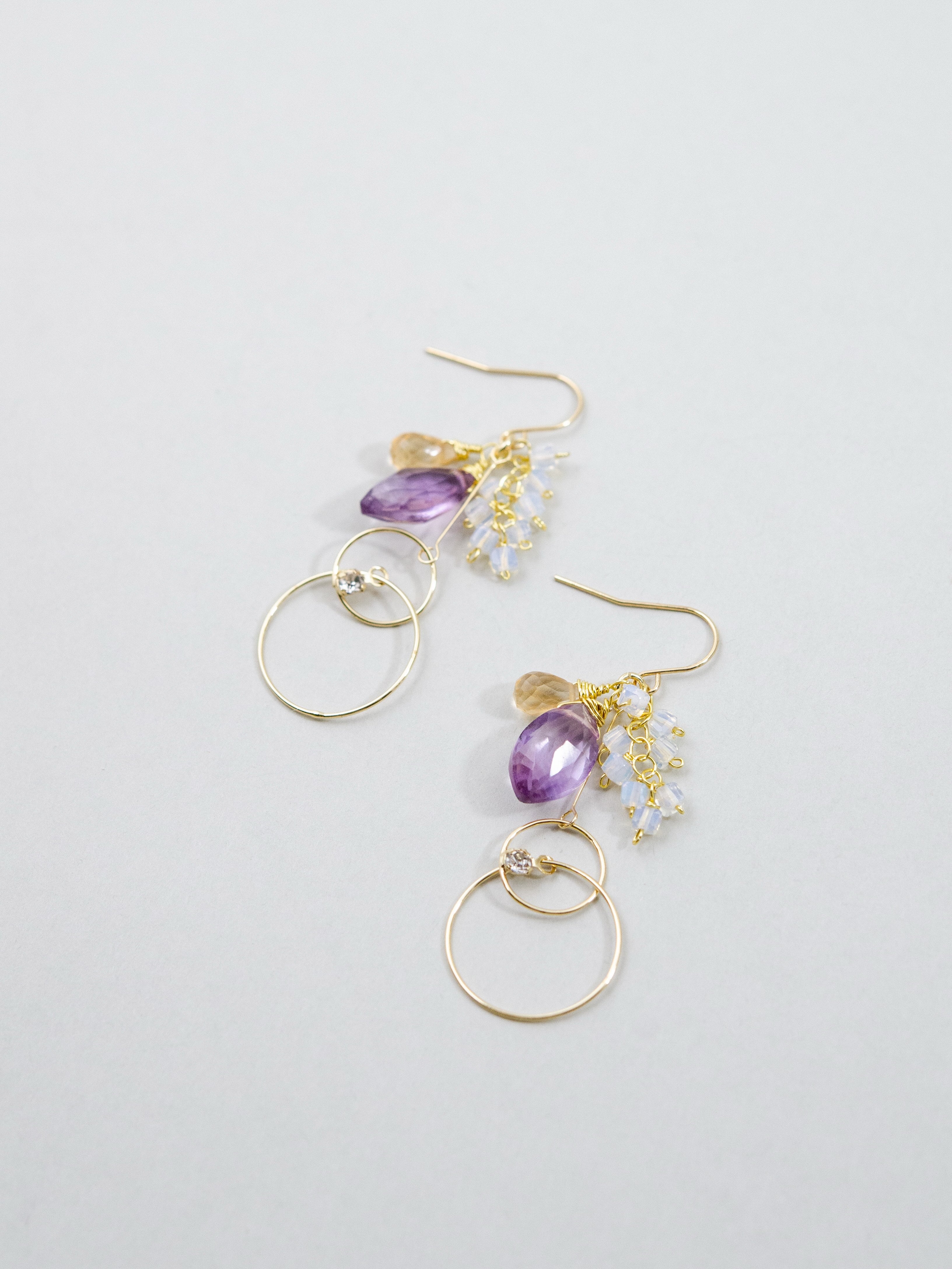 【2月誕生石】癒しのラベンダーアメジスト & オパール・シトリンフープピアス｜アレルギー対応