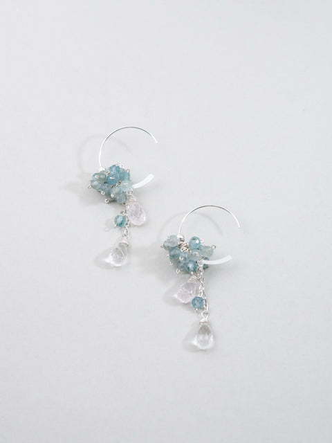 アパタイト & クリスタル フープピアス〈雪解けの雫〉- 天然石 SV925