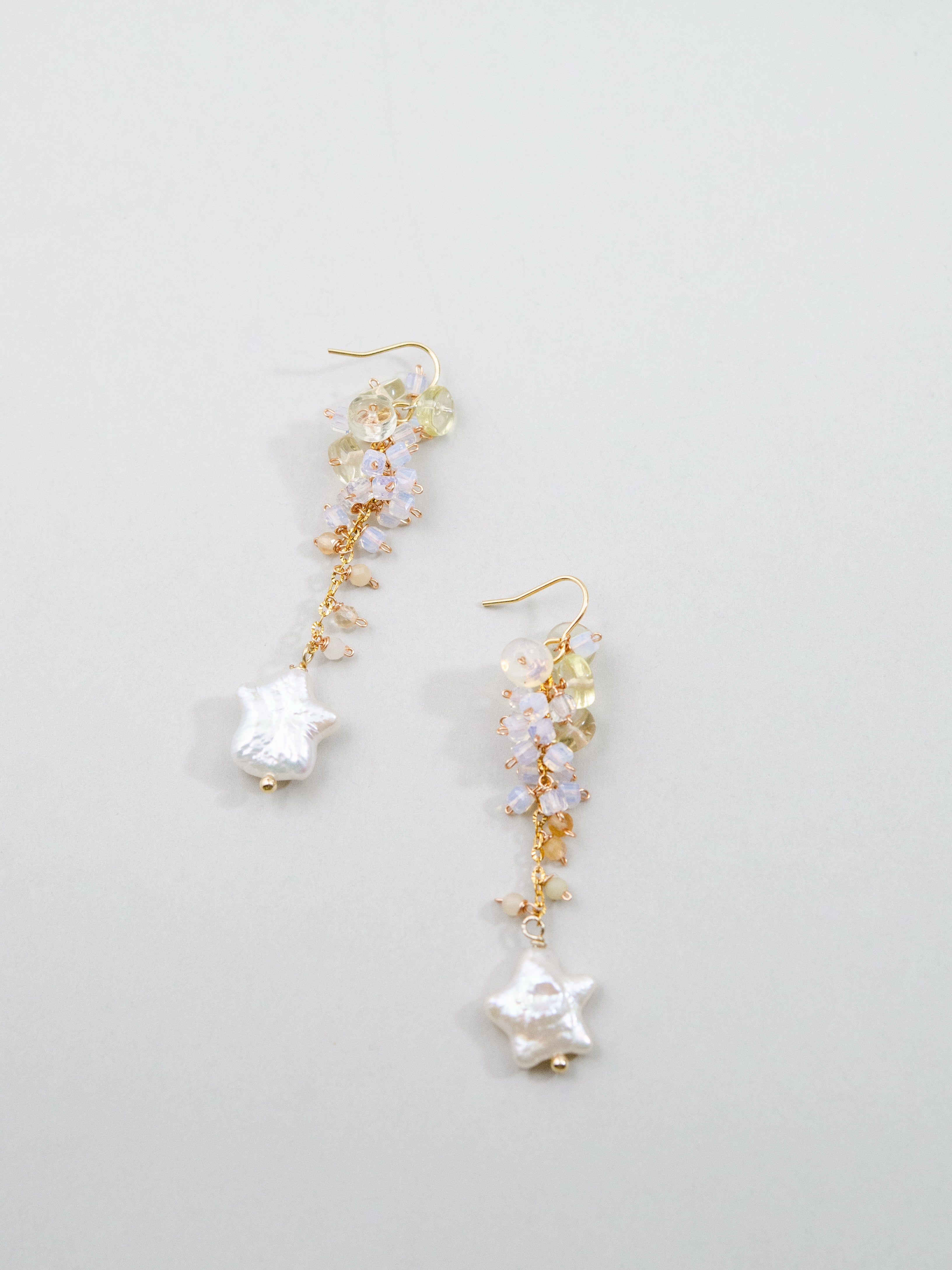 【虹色の天の川】星形パール & オパール・シトリンピアス｜アレルギー対応