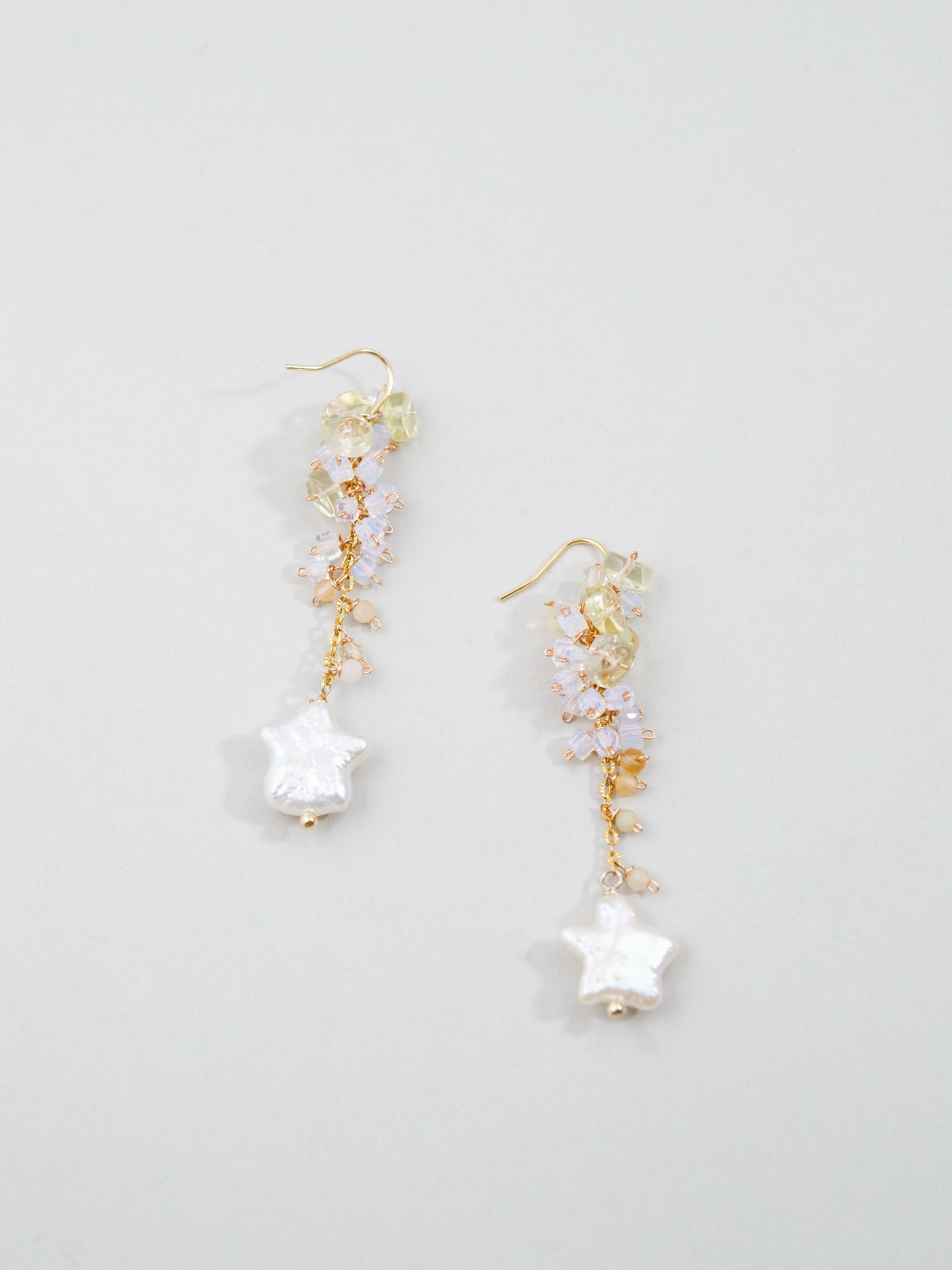 【虹色の天の川】星形パール & オパール・シトリンピアス｜アレルギー対応