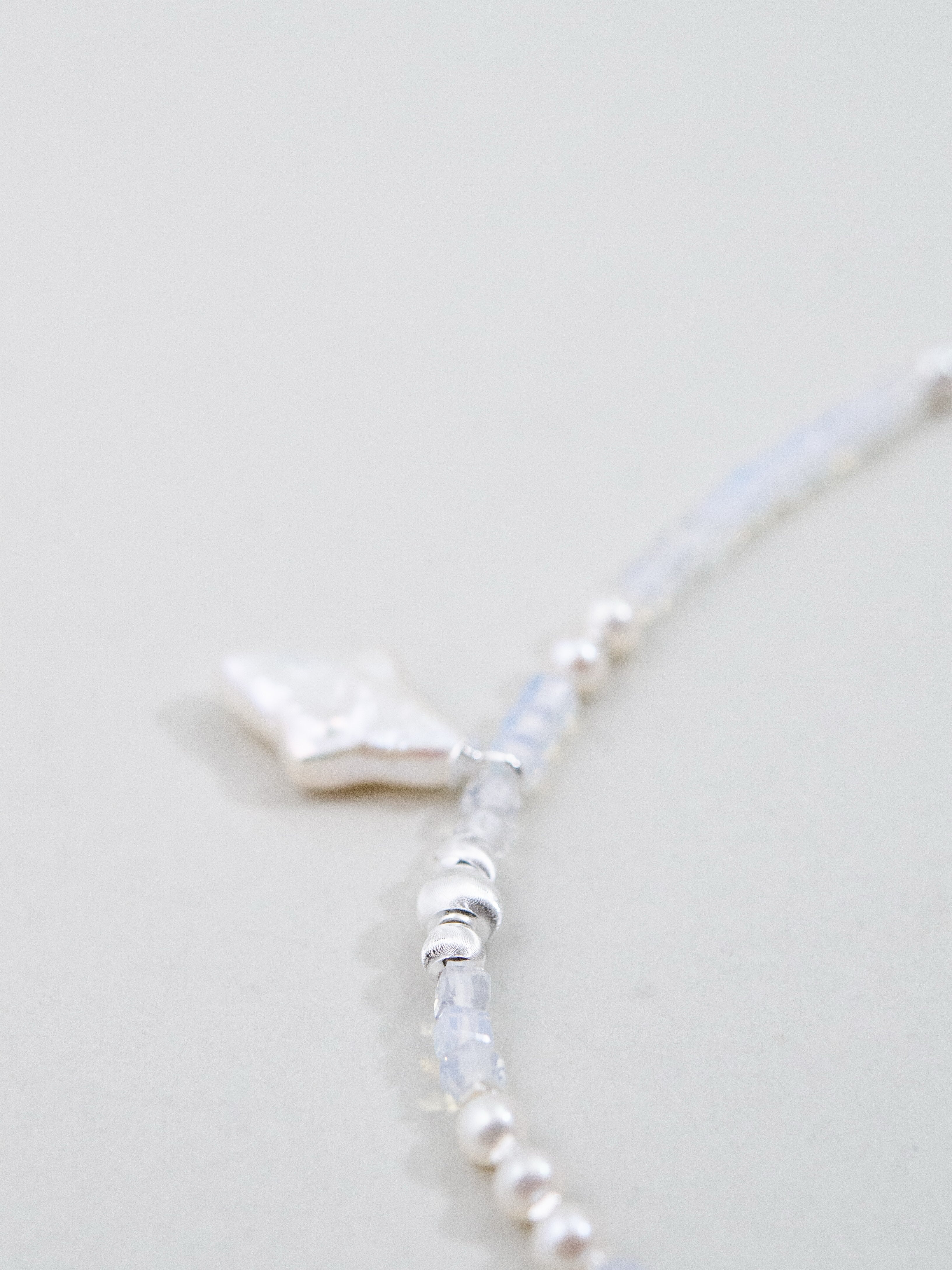 【10月・6月 誕生石】オパール ムーンストーン | 華奢 上品 SV925