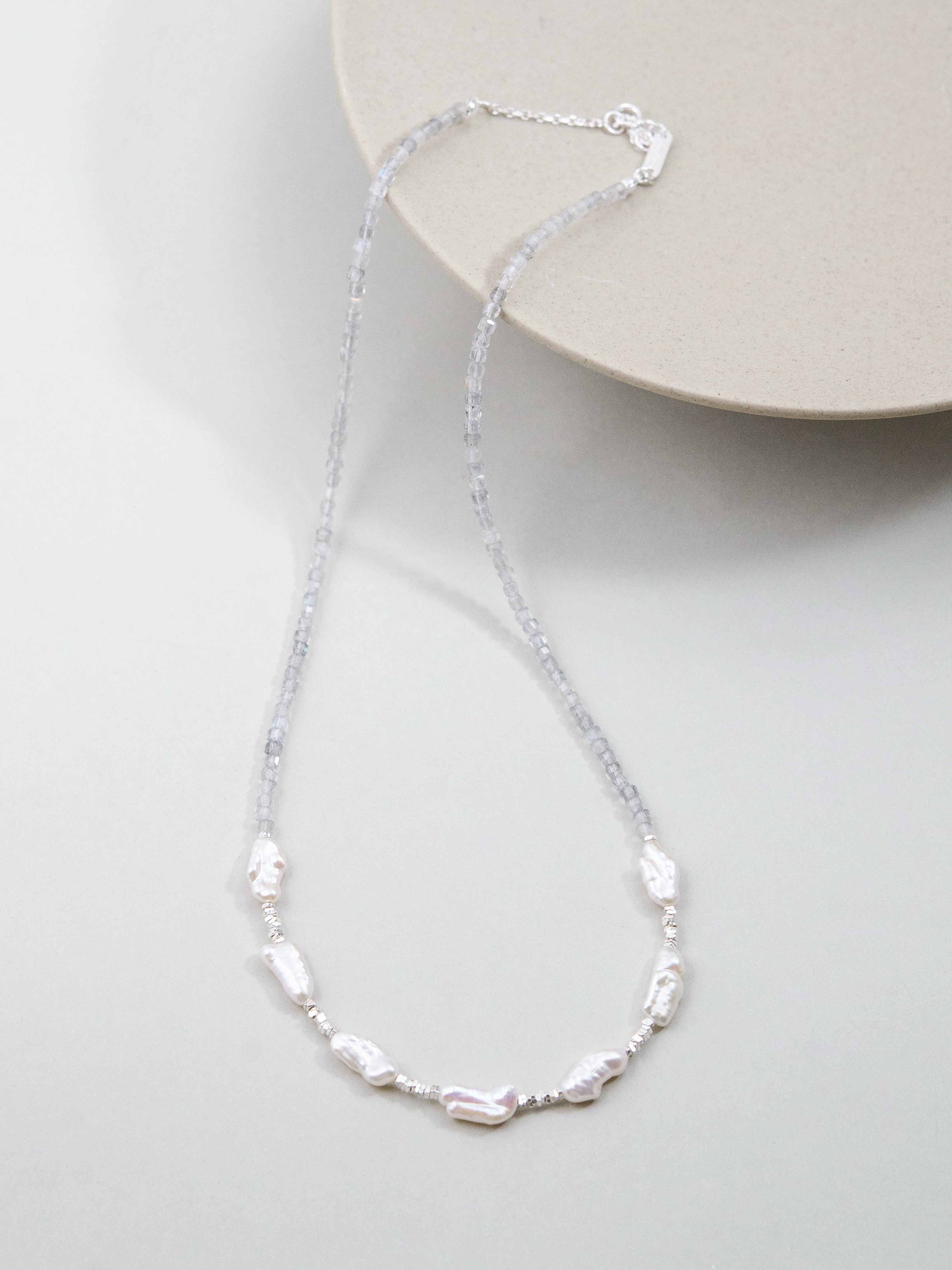 【6月 誕生石】グレームーンストーン バロックパール | 華奢 上品 SV925