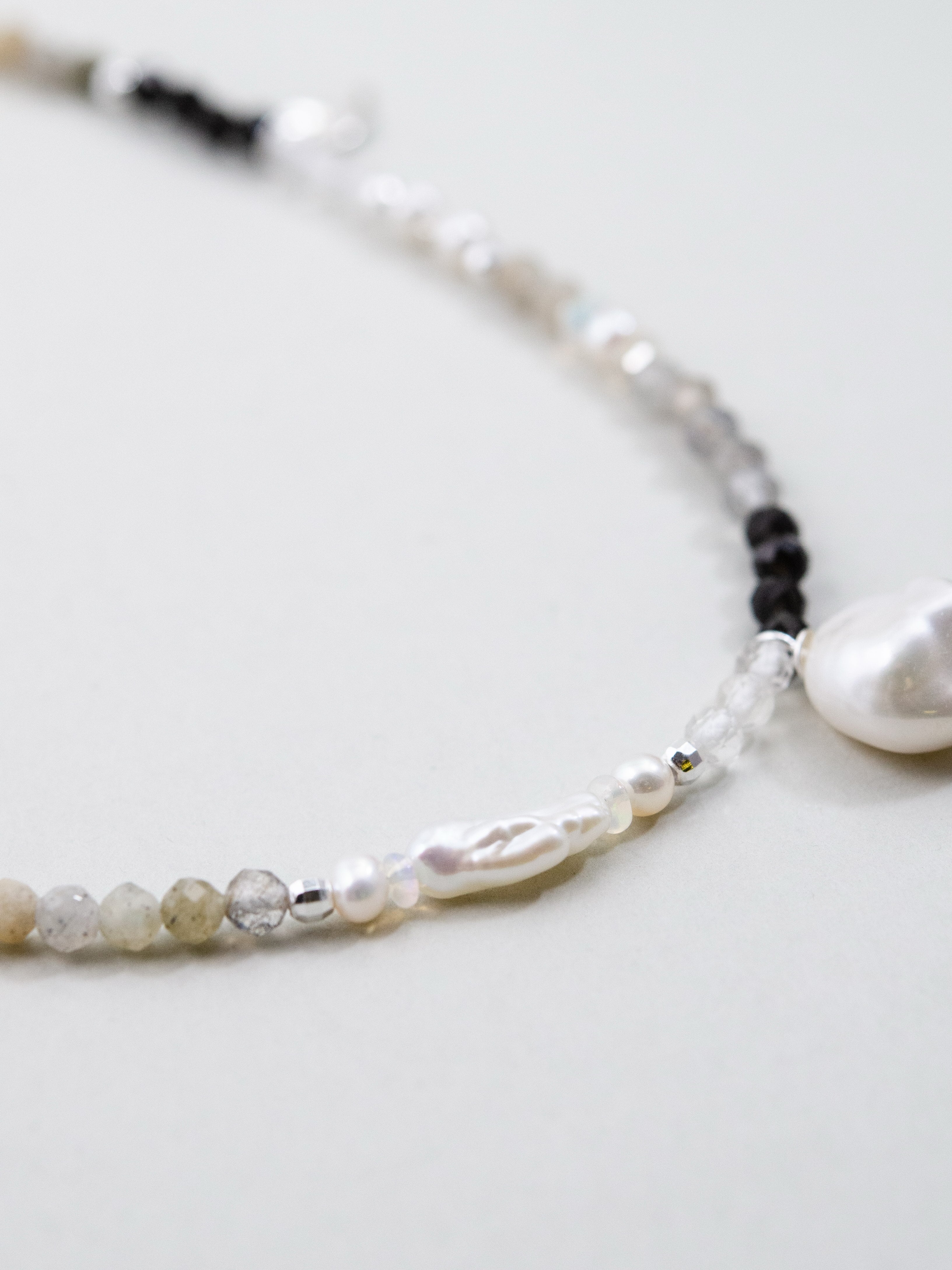 【6月 誕生石】オブシディアン ラブラドライト | 華奢 バロックパール SV925