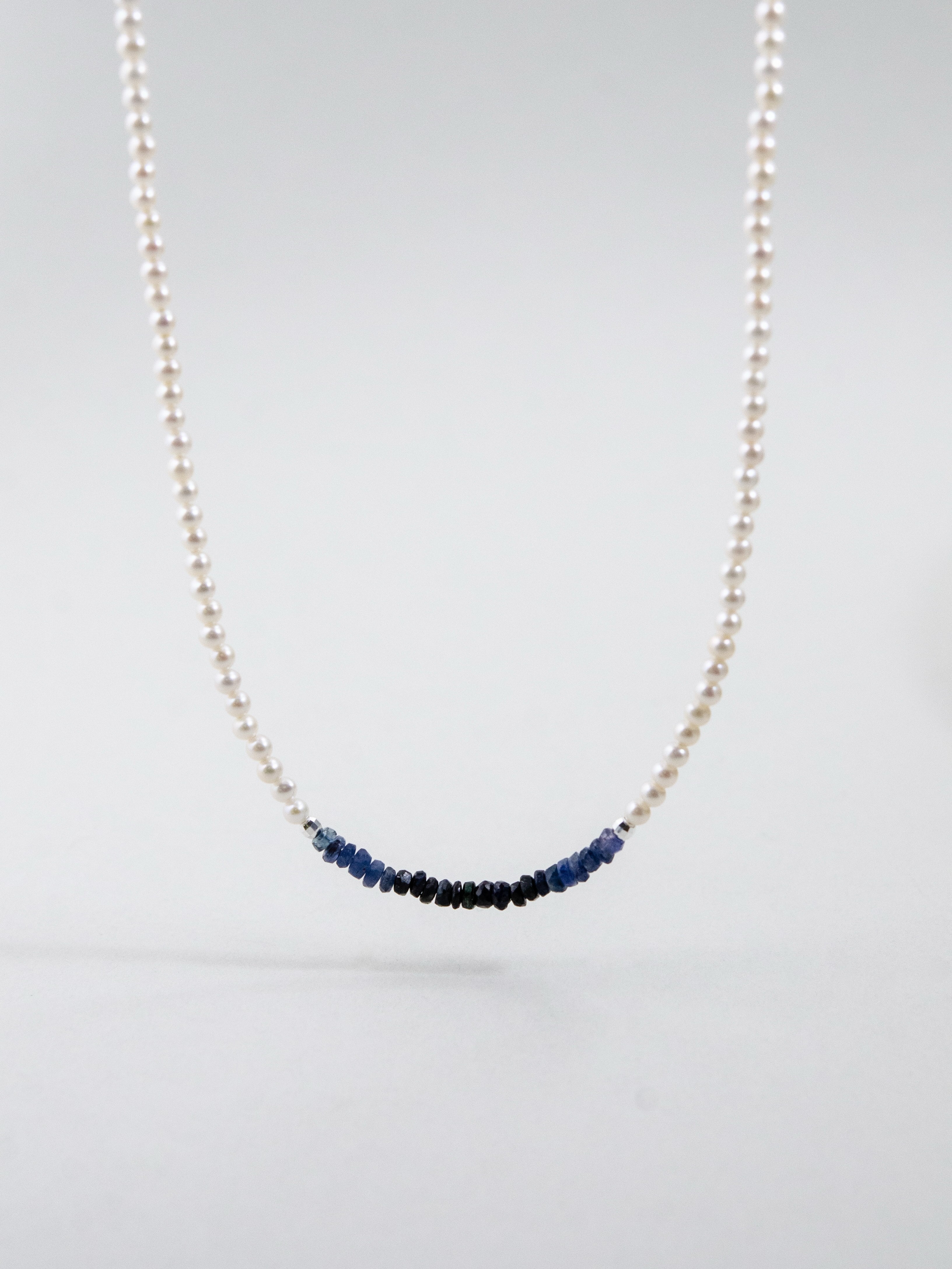 【9月 誕生石】サファイア 淡水パール ネックレス | スーツに合う 上品 華奢