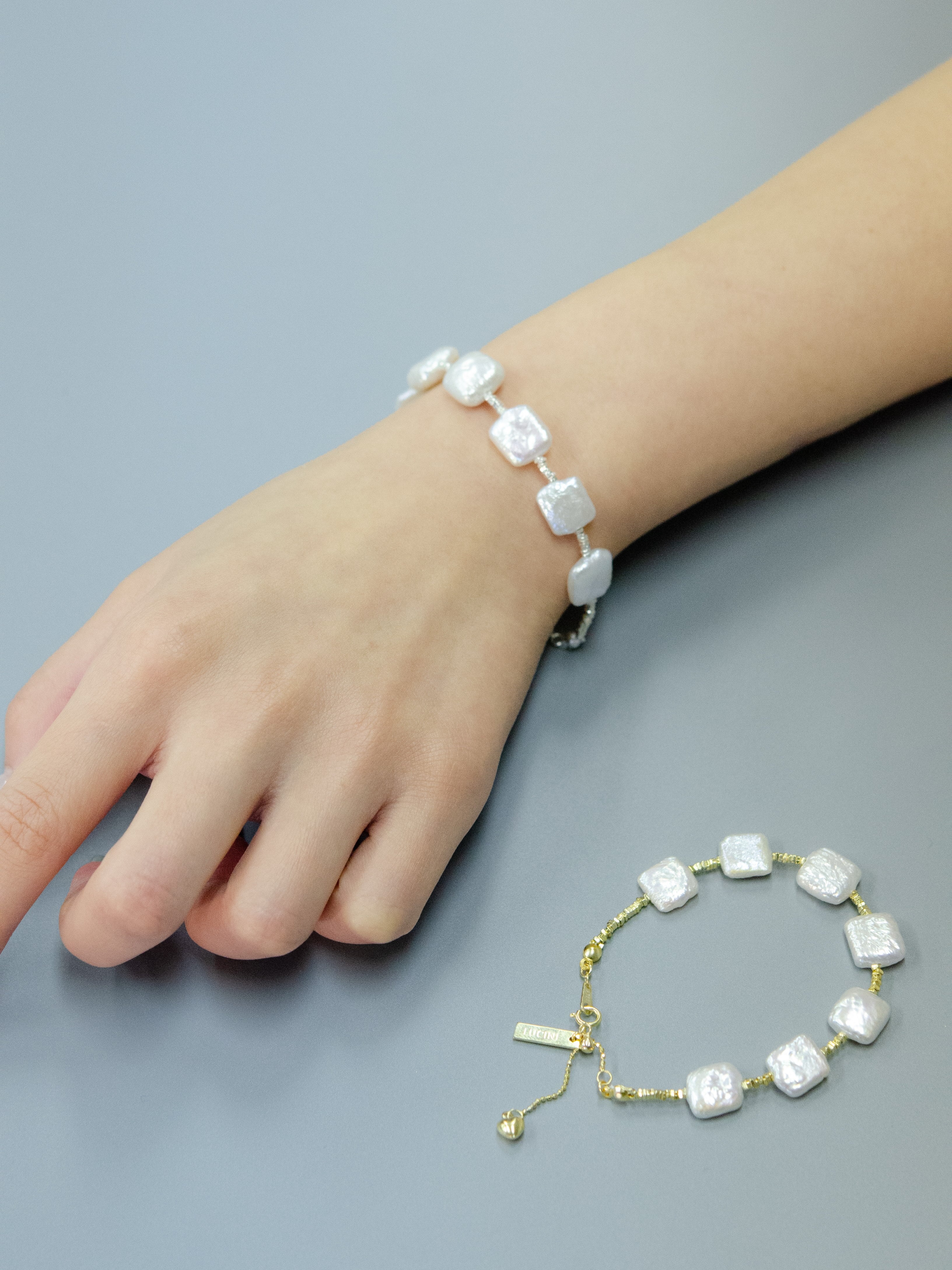 ゴールドアクセントバロックパールブレスレット