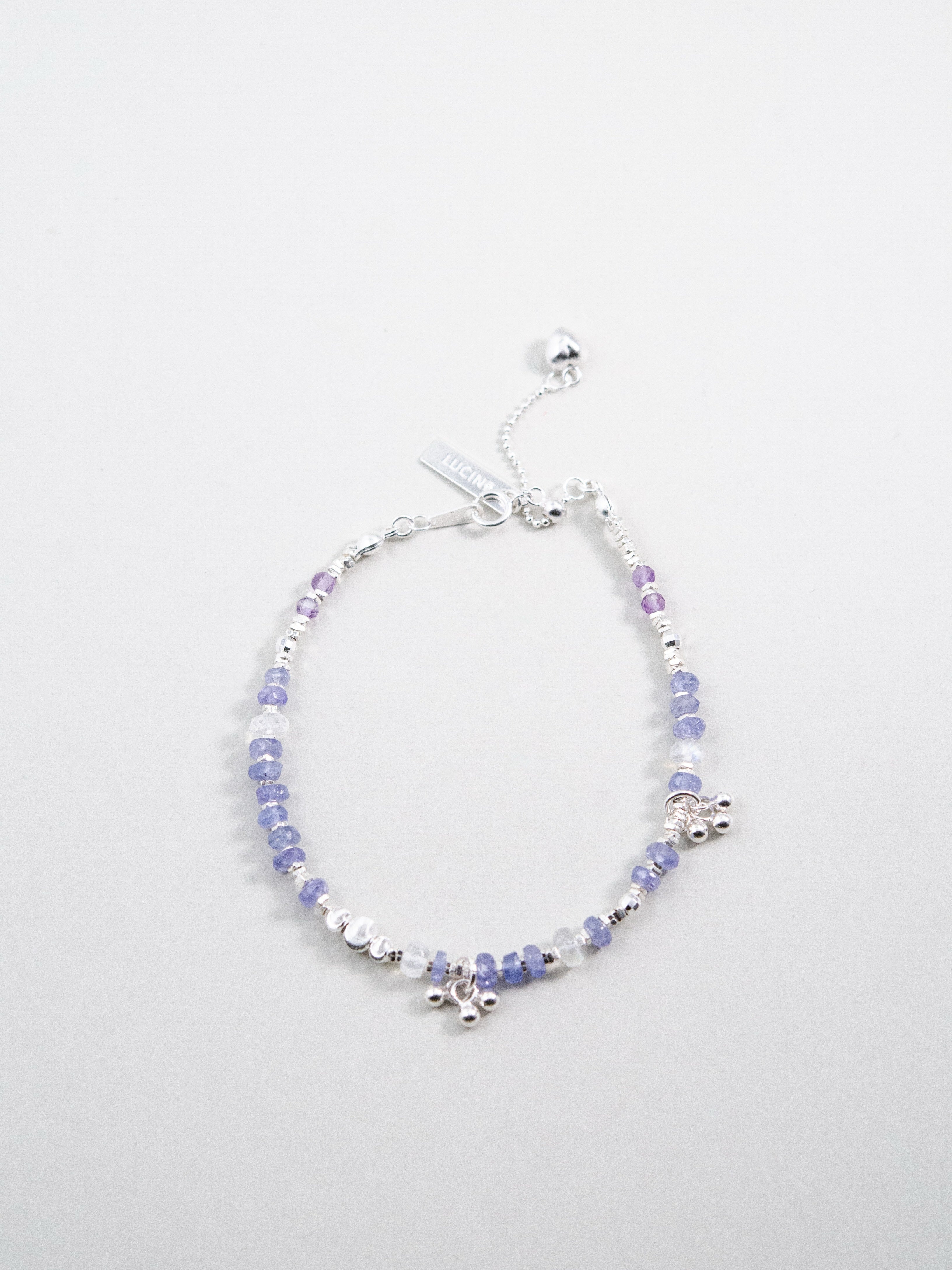 【12月誕生石】夜空と月の輝き　タンザナイト & ムーンストーンブレスレット｜アレルギー対応