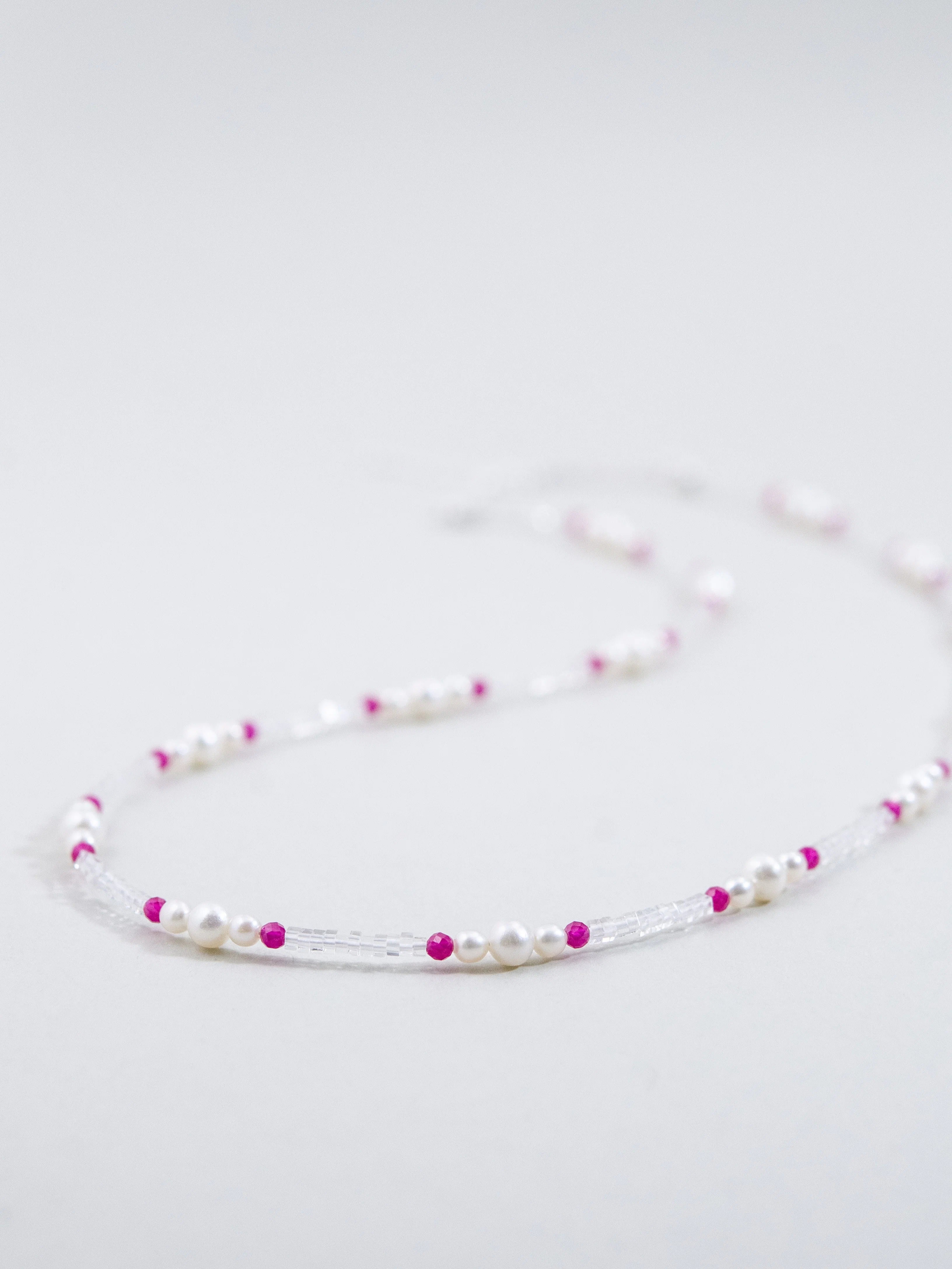 淡水パール & ルビー & クリスタル ネックレス - 【3大宝石の共演】紅白の輝き / 7月・4月・6月誕生石 SV925