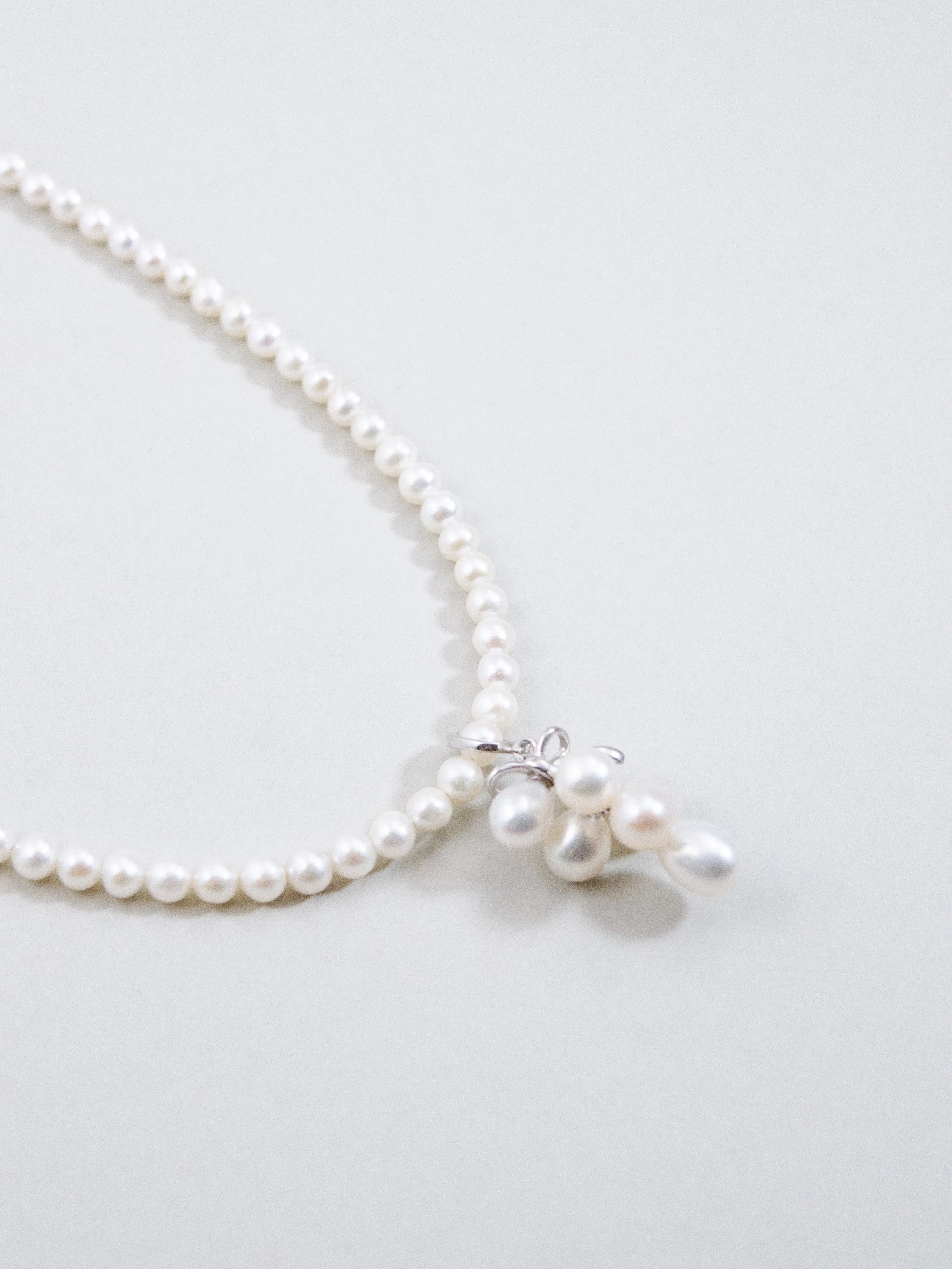 淡水パール ネックレス - 【2色展開】純白の房(ふさ) / ベビーパール & バロックパール 6月誕生石 SV925 (K14GP)