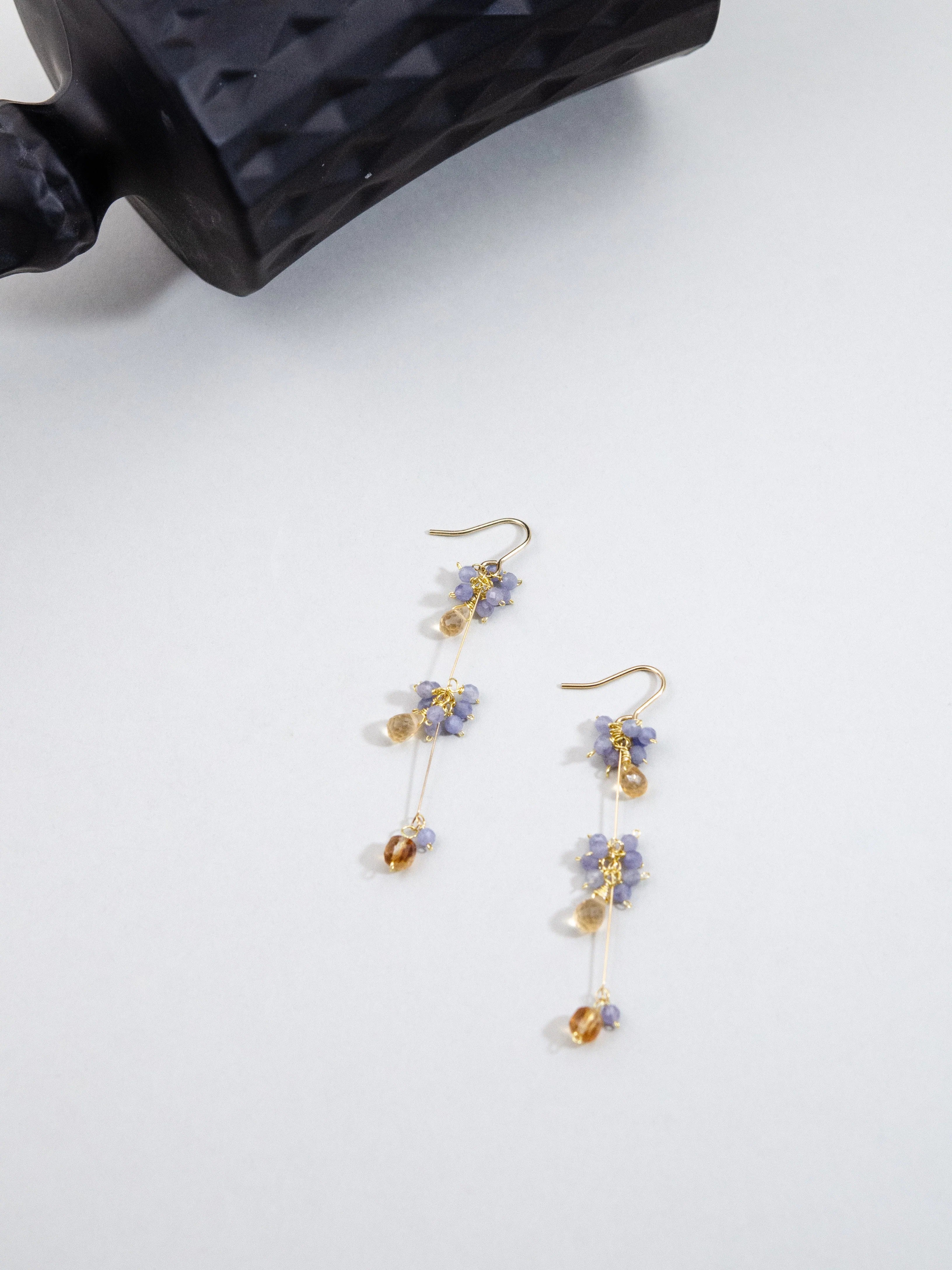 シトリン & タンザナイト ロング ピアス - 【星降る夜】補色のハーモニー / 11月・12月誕生石 / 14KGF・SV925・316L選べる金具【イヤリング変更可】