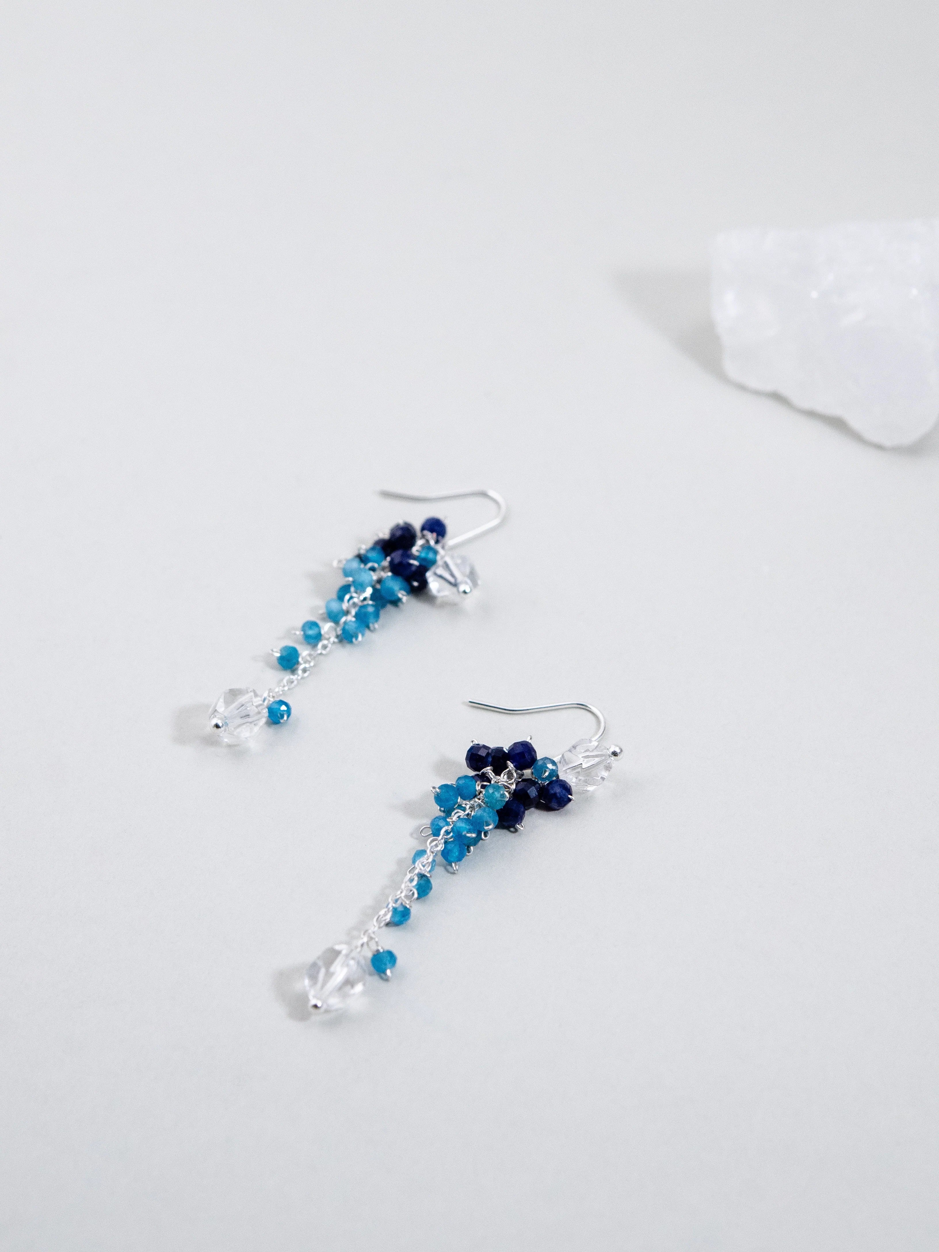 アパタイト & アイオライト & クリスタル ピアス - 【蒼のグラデーション】9月・4月誕生石 / 14KGF・SV925・316L選べる金具【イヤリング変更可】