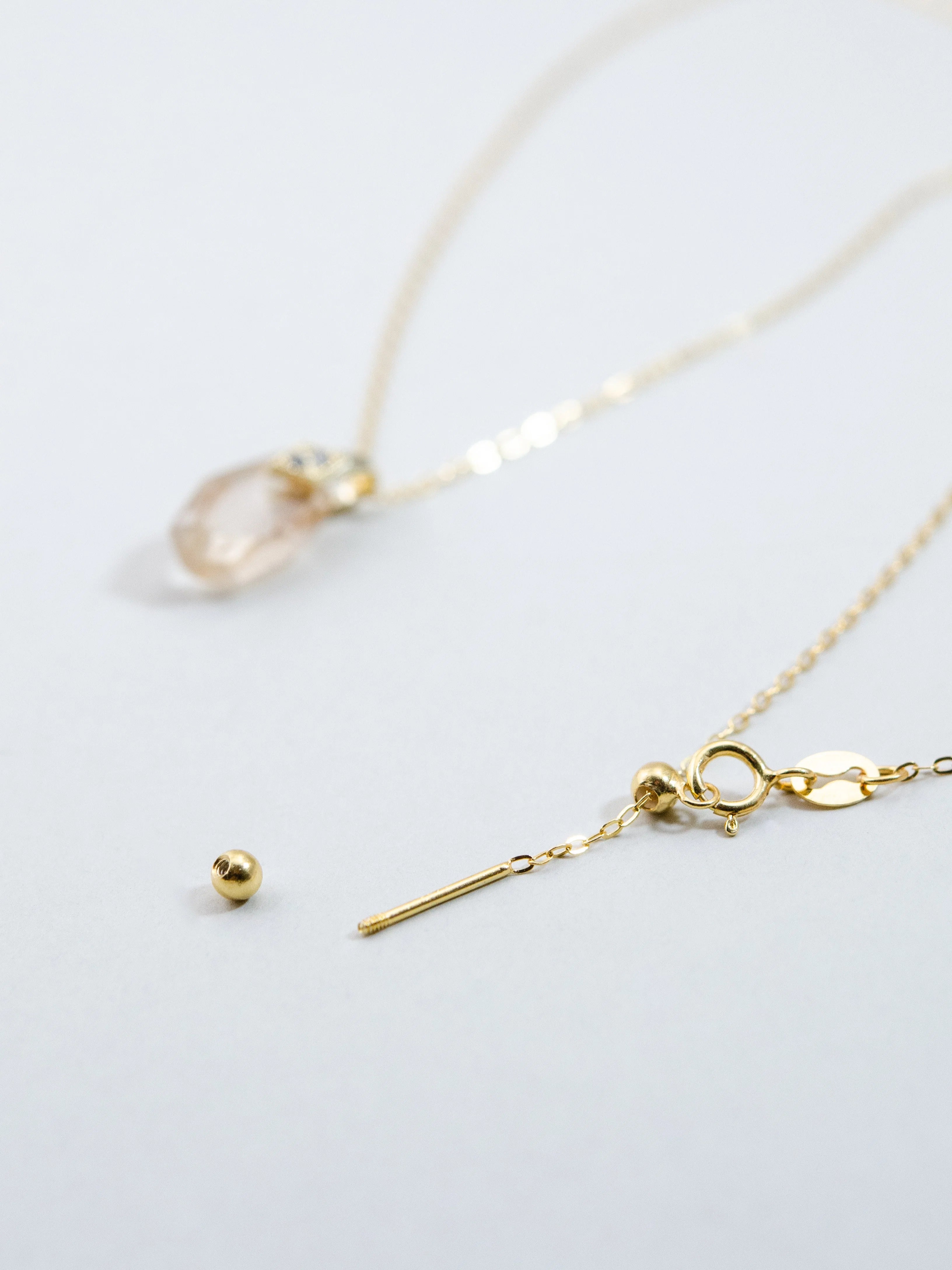 ルチルクォーツ ネックレス - 【一点物の輝き】金色の針と天然のフォルム / スライド調整式 SV925 (K14GP)