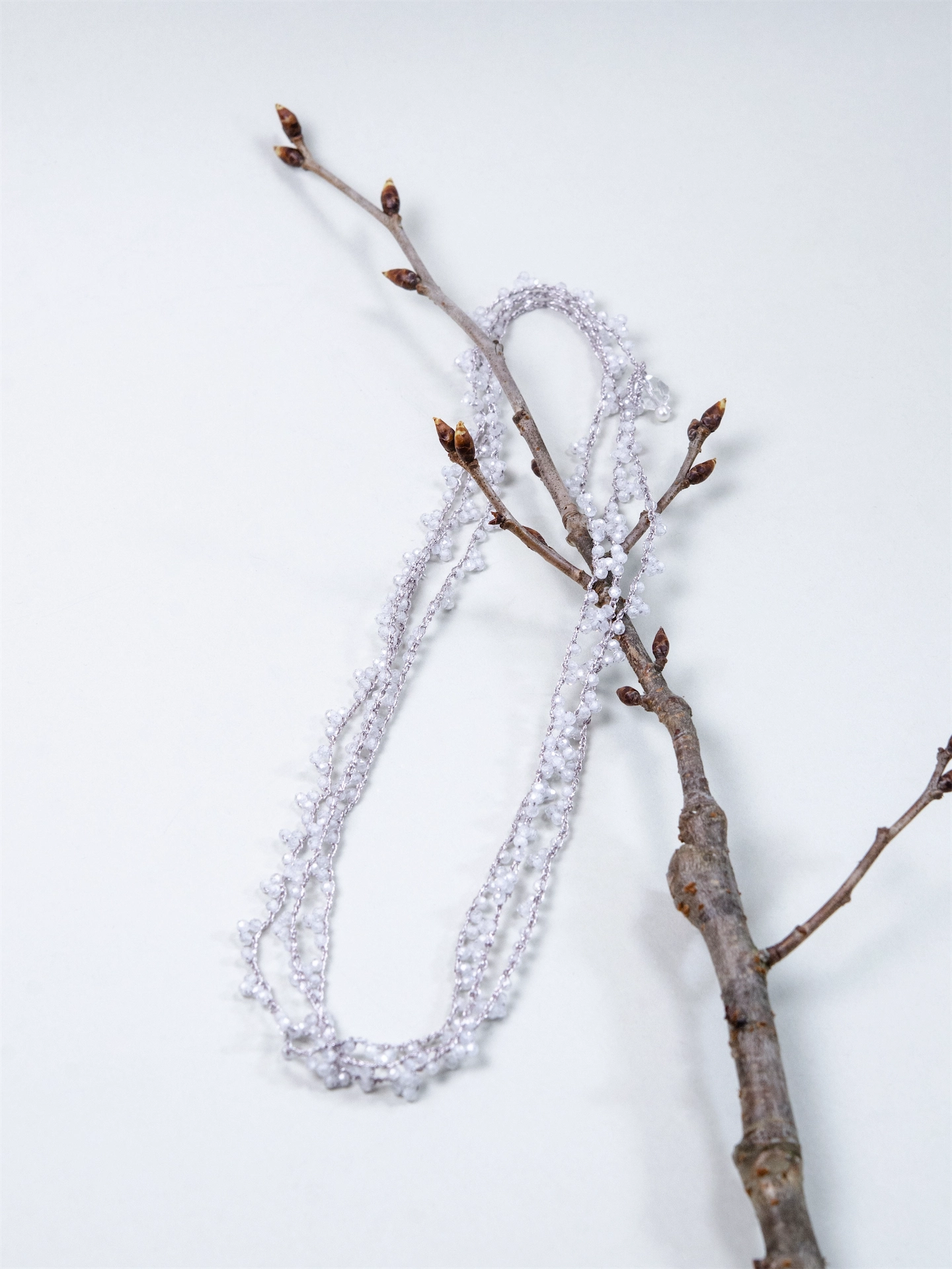 ホワイトジルコン 3way ロングネックレス - 【白銀の霧】銀糸のタティングレース / 120cm