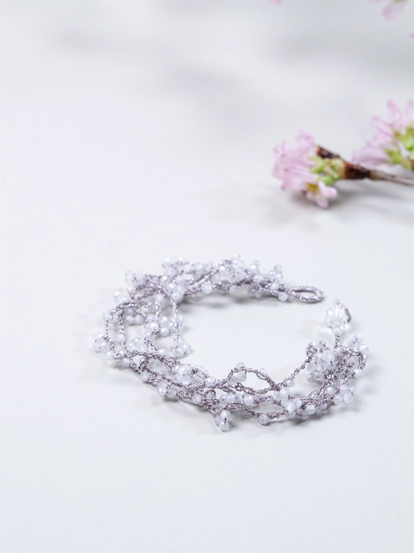 ホワイトジルコン 5連ブレスレット - 【光のヴェール】銀糸のタティングレース / 17cm