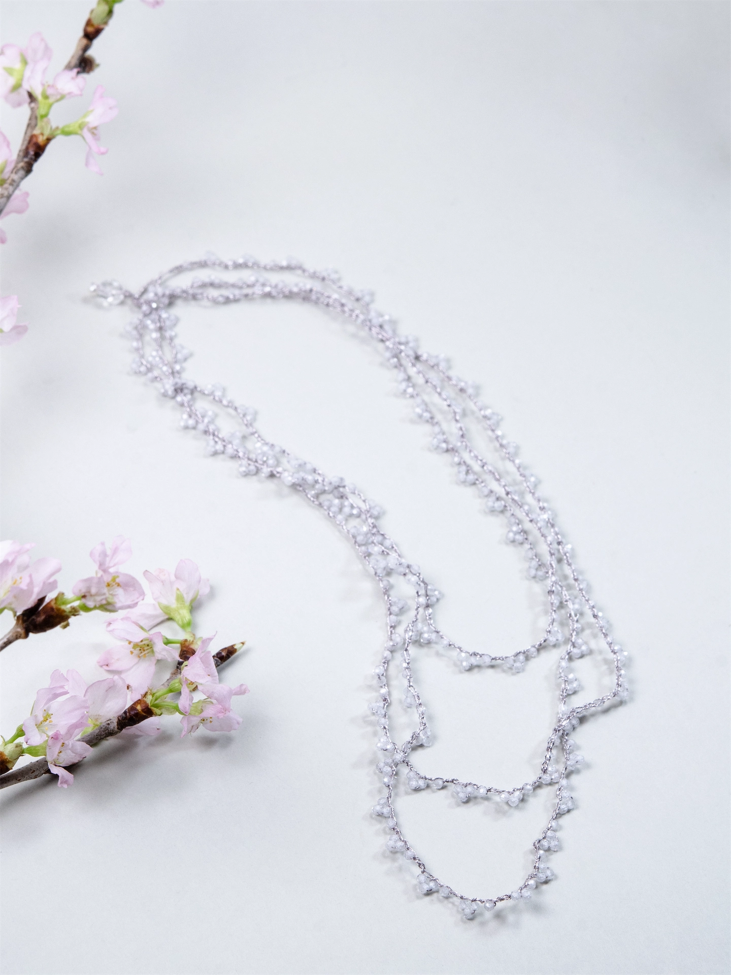 ホワイトジルコン 3way ロングネックレス - 【白銀の霧】銀糸のタティングレース / 120cm