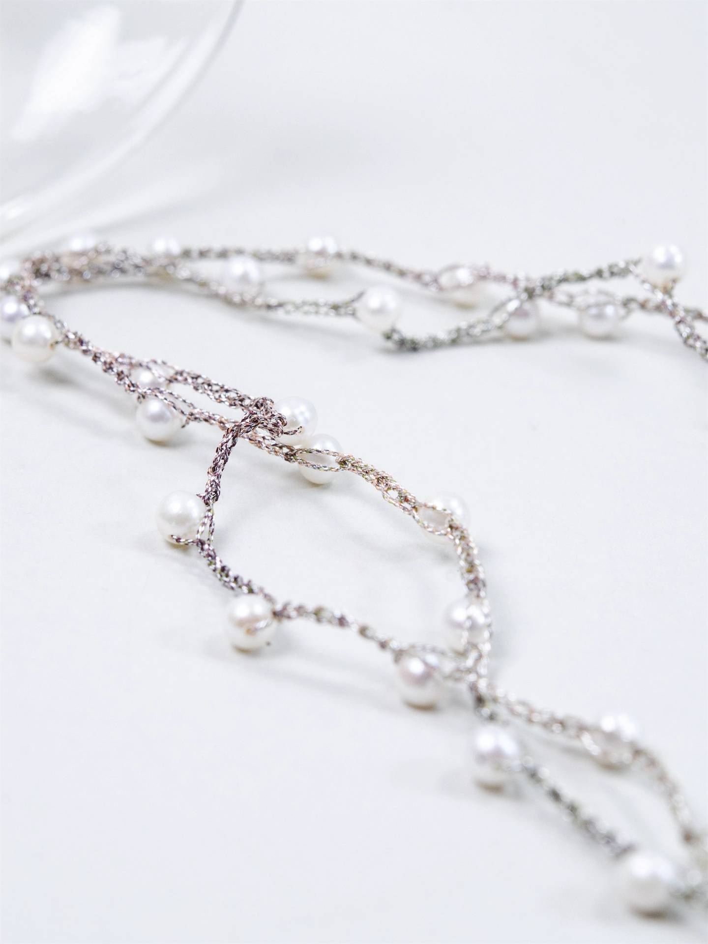 淡水パール 2連ロングネックレス - 【白雪の円舞曲】銀糸のタティングレース / 95cm