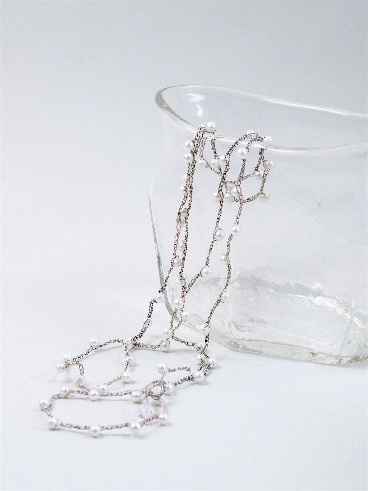 淡水パール 2連ロングネックレス - 【白雪の円舞曲】銀糸のタティングレース / 95cm