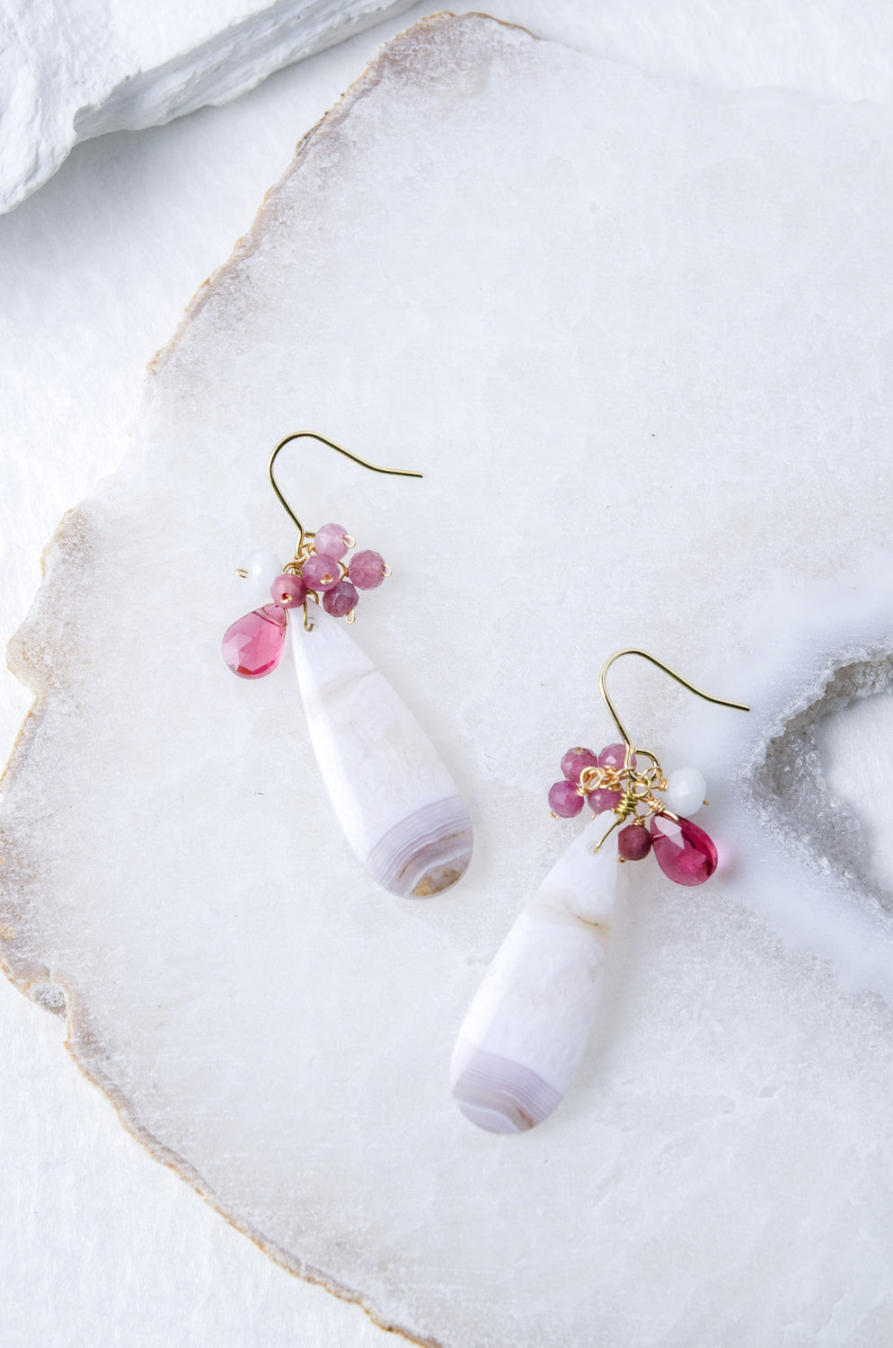 桜舞う午後の装いクォーツピンクピアス大ぶりドアクセサリー