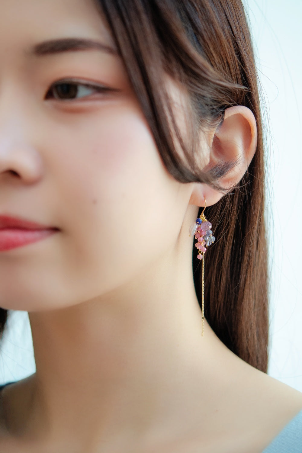 優しい彩りトルマリン揺れるピンク石ピアス